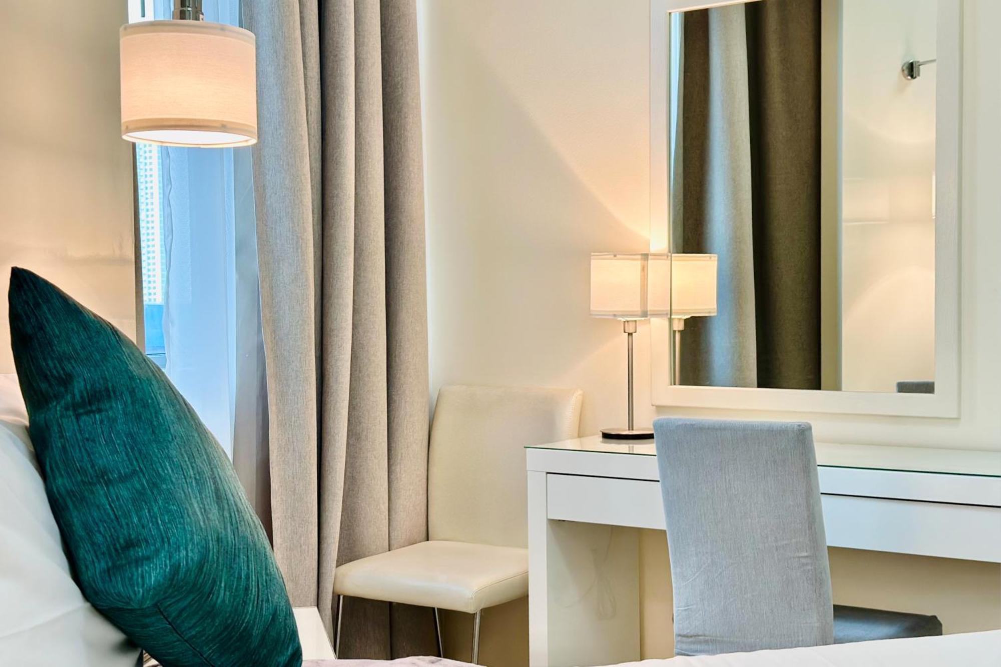 Vserve - 1 Bedroom Iconic Burj Khalifa Full View Dubaï
