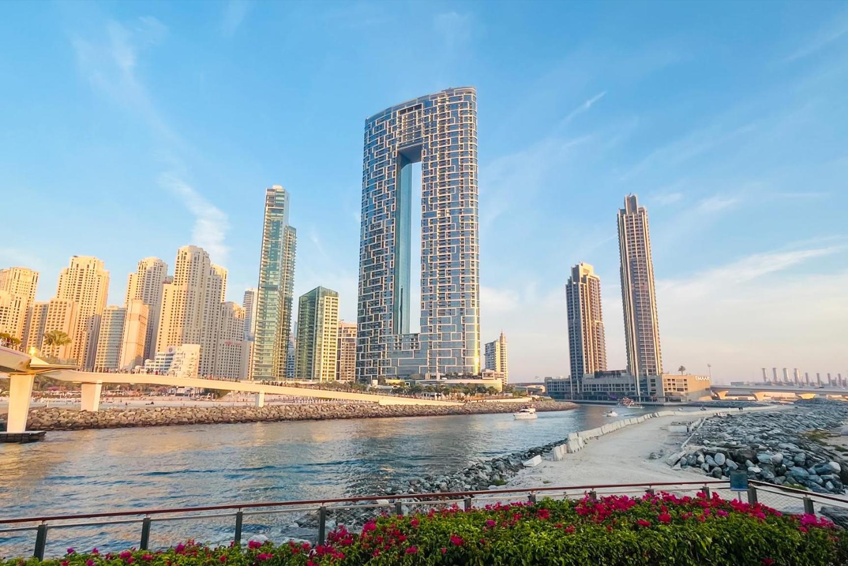 Livbnb - Stunning 1b With Marina View And Access Dubaï