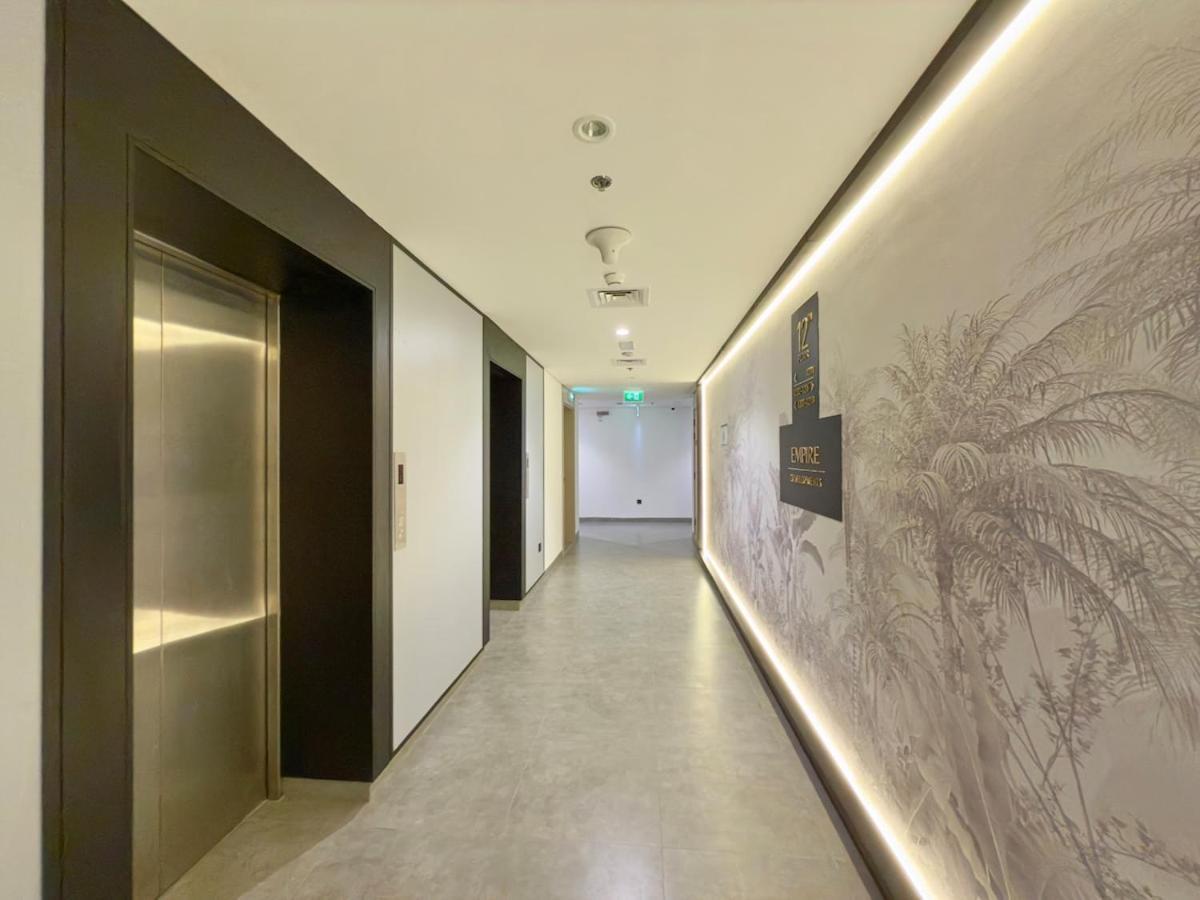 Brand New-fully Furnished Elegant 1br In Jvc