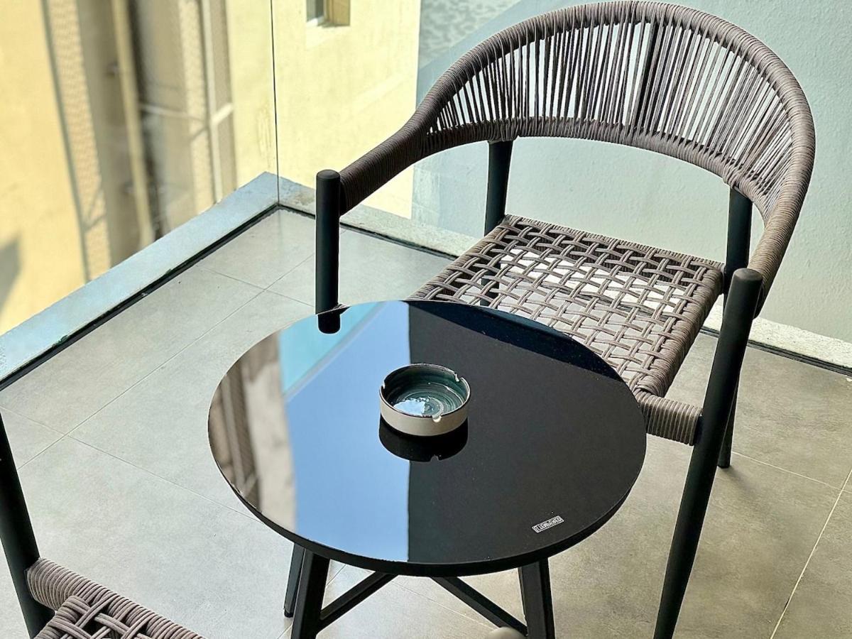 Brand New-fully Furnished Elegant 1br In Jvc * Dubaï