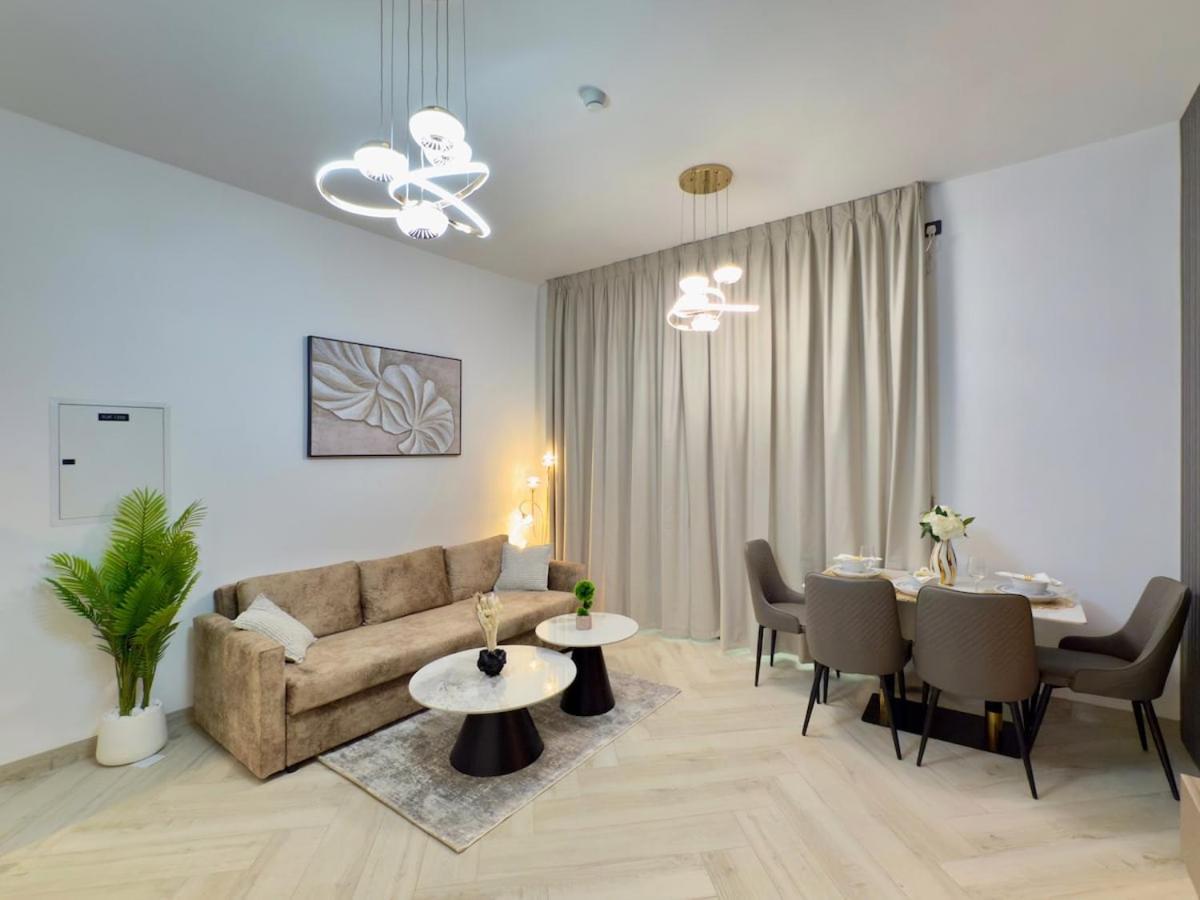 Brand New-fully Furnished Elegant 1br In Jvc * Dubaï