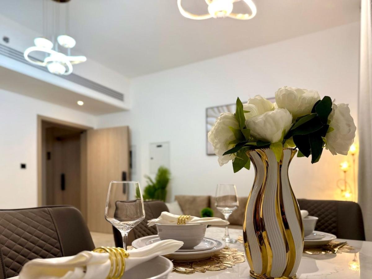 Brand New-fully Furnished Elegant 1br In Jvc Appartement