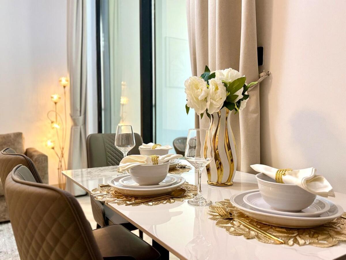 Appartement Brand New-fully Furnished Elegant 1br In Jvc *