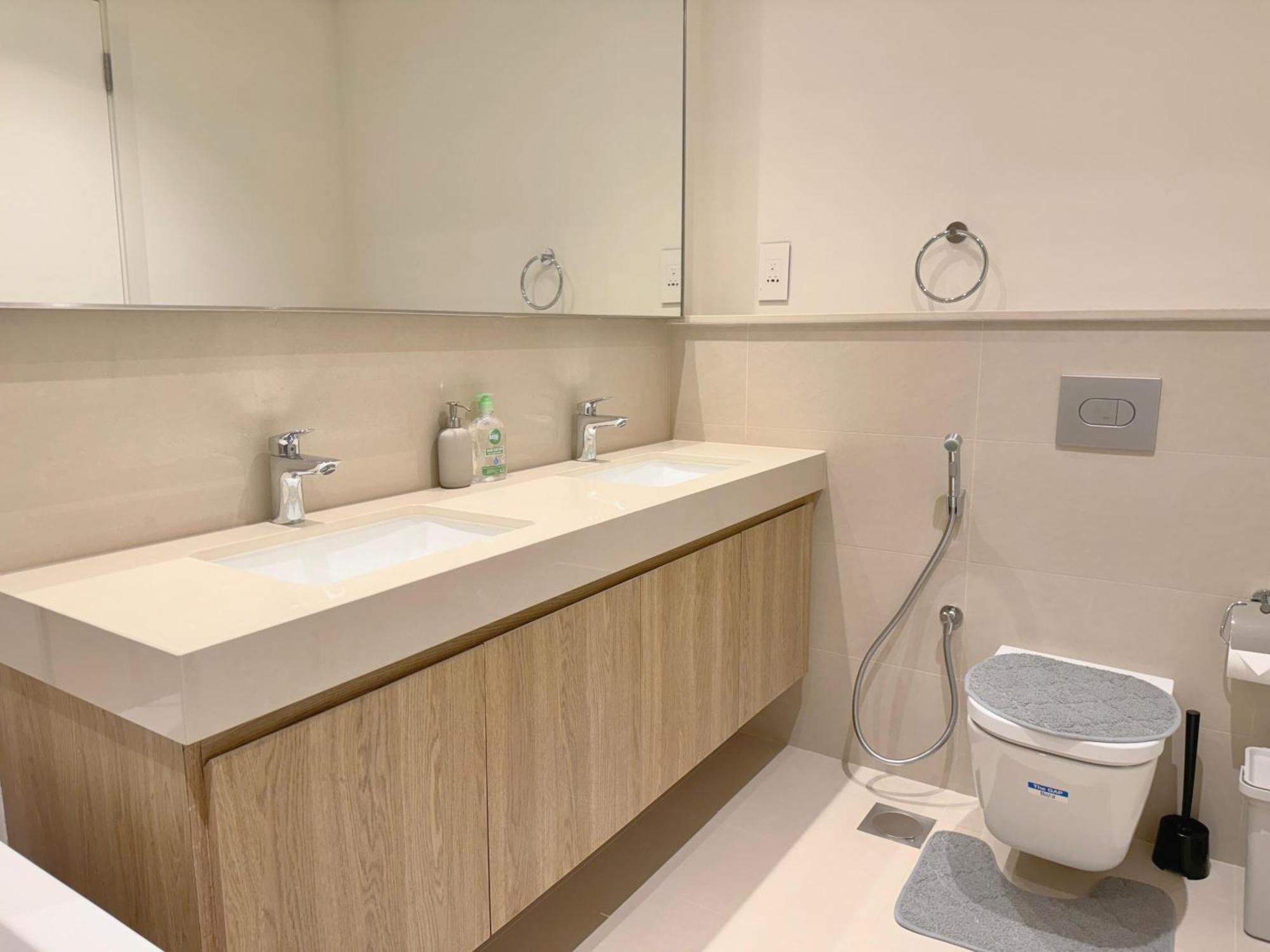 Dvr 4 Bedroom Available In Downtown View 2 * Dubai