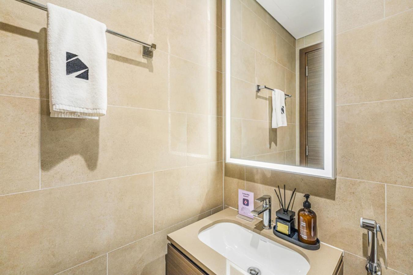 New 2br With Pool And Gym In Sobha Community