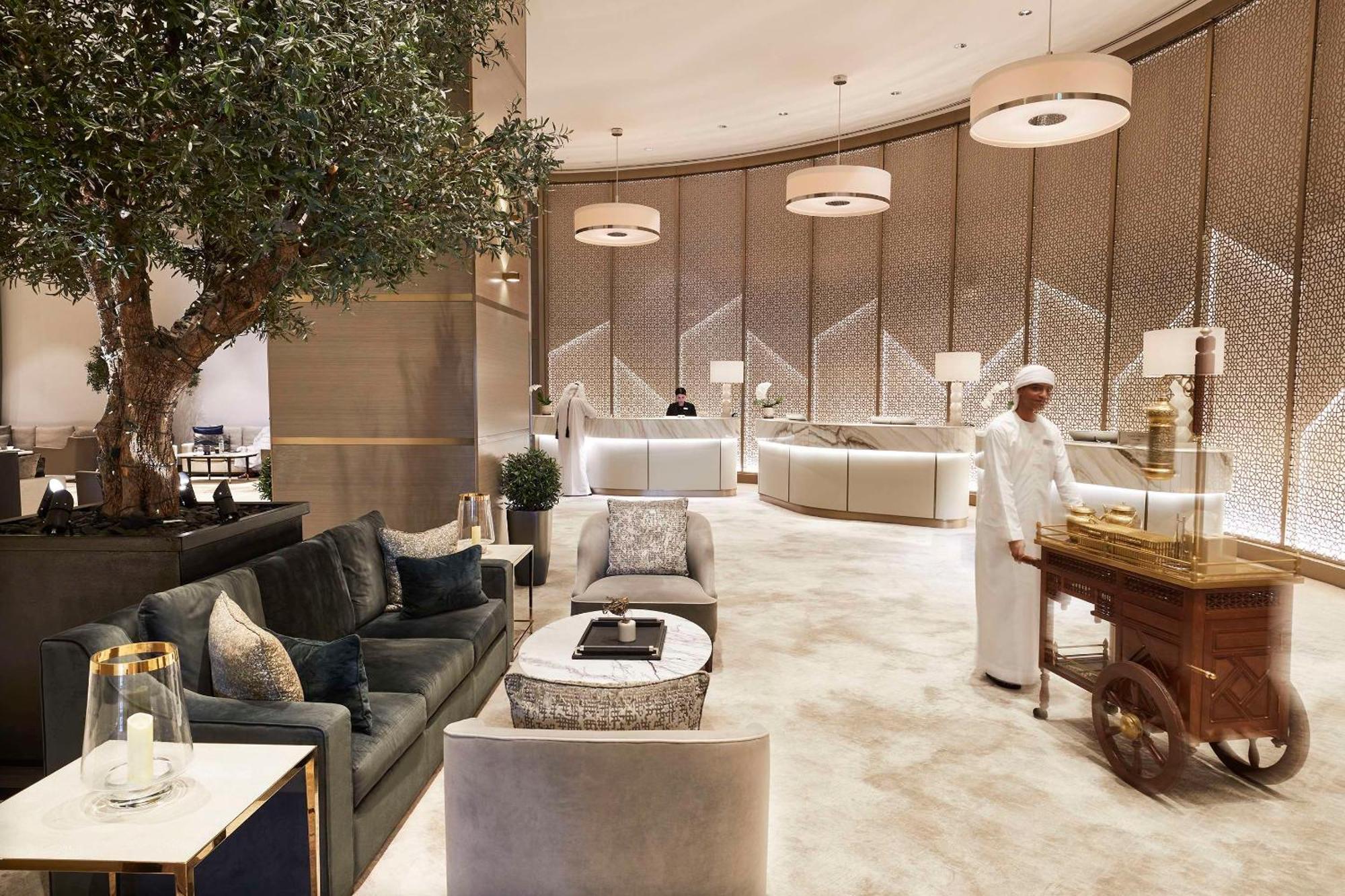 Hotel Address Mall 5*