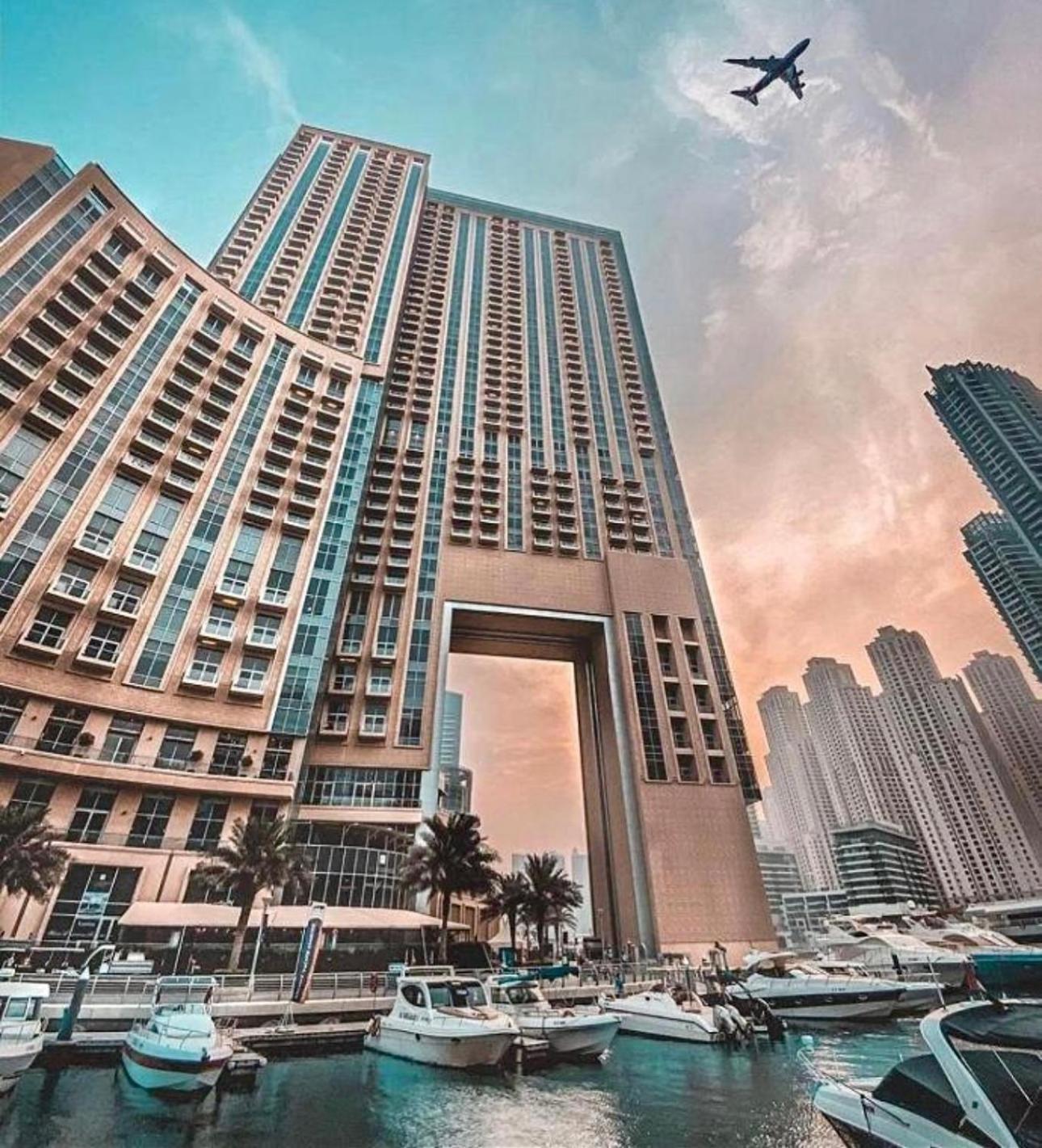 Apartamento Intercontinental Marina Full Marina View With Balcony, Marina Mall, Large 1 Bedroom Apartment, Kitchen, 2 Toilets, 1 Parking, Swimming Pool And Gym Free Access, Paid Breakfast