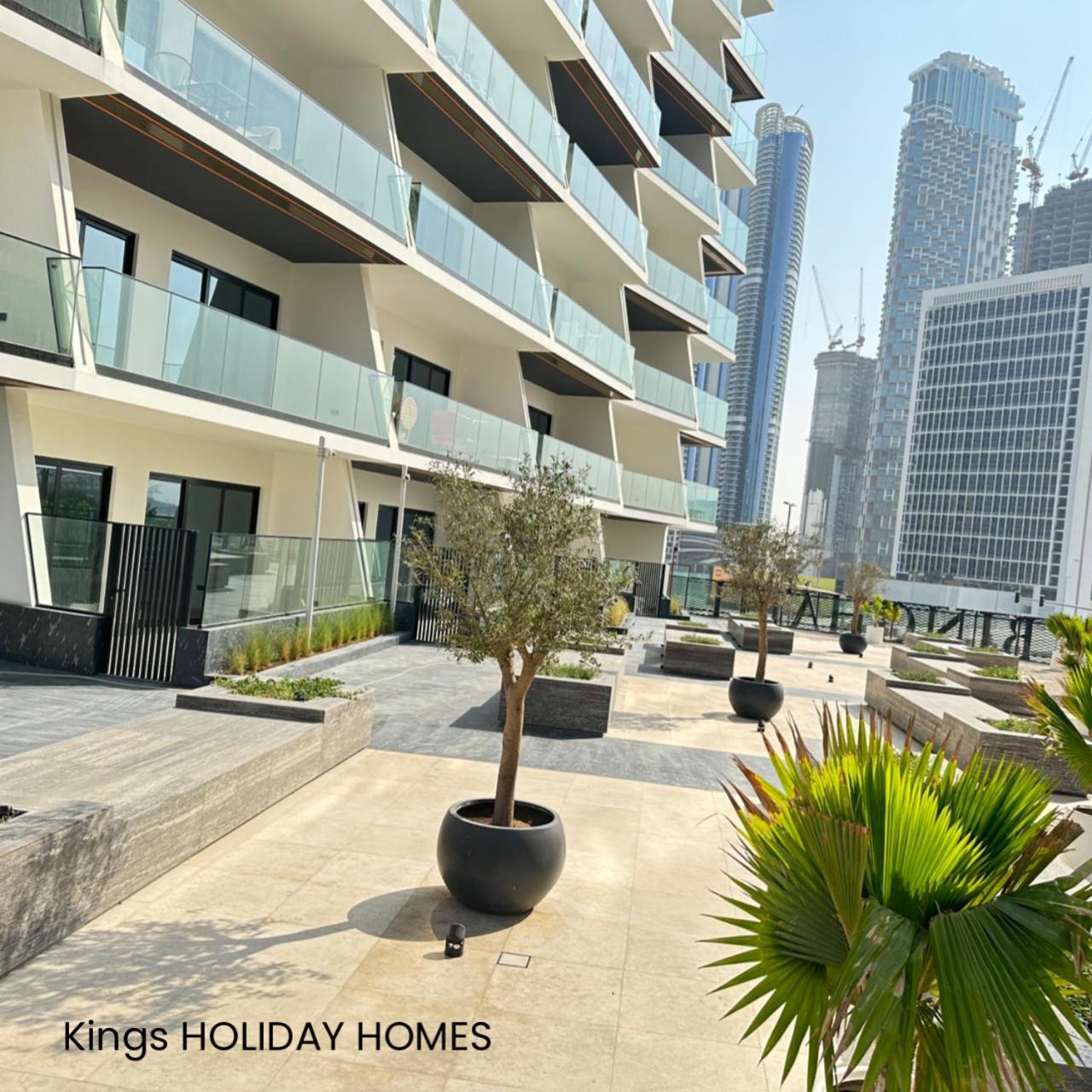 Binghatti Canal With Private Jacuzzi Burj Khalifa View Kings Gasthof *