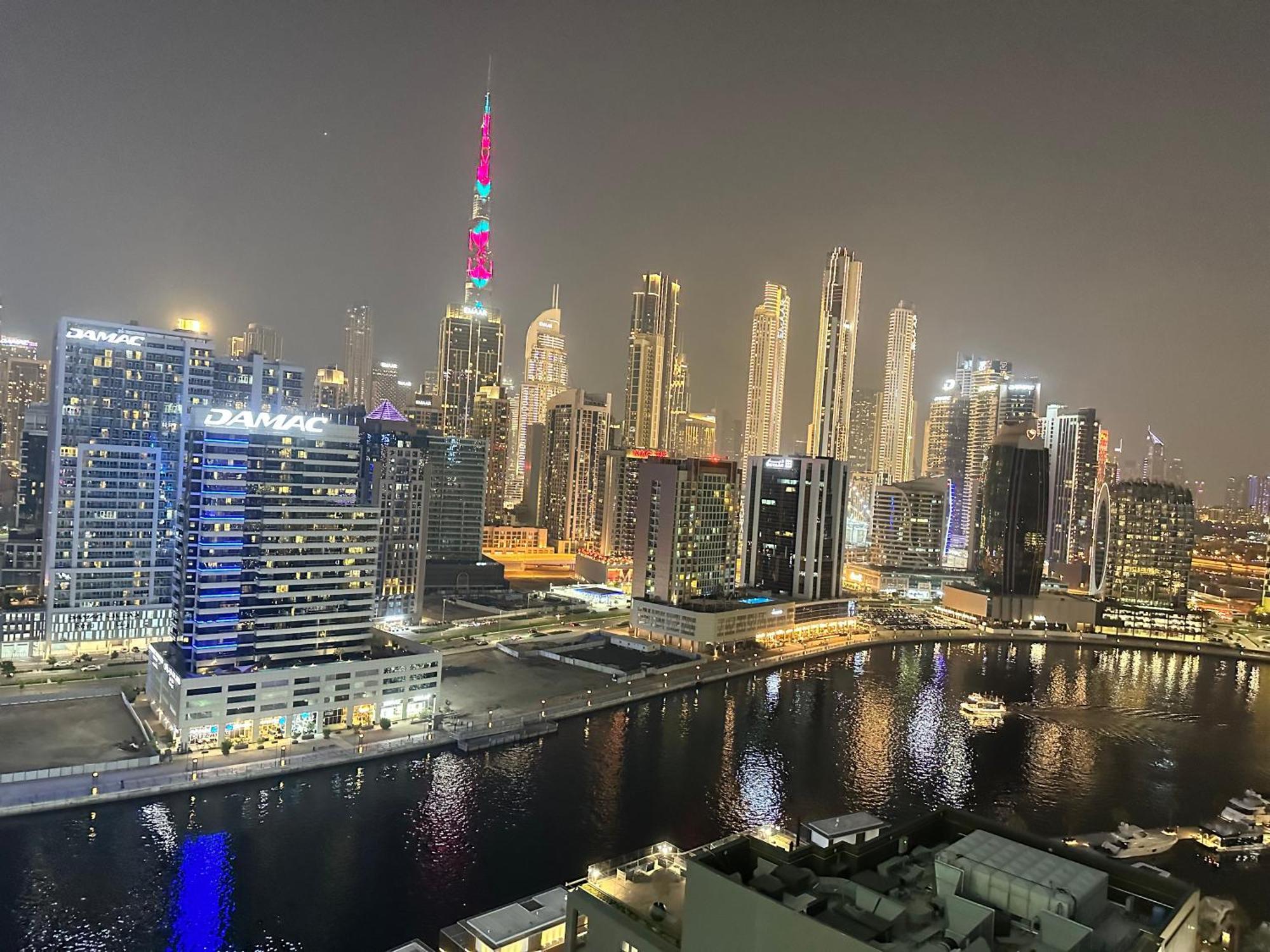 Binghatti Canal With Private Jacuzzi Burj Khalifa View Kings Dubai