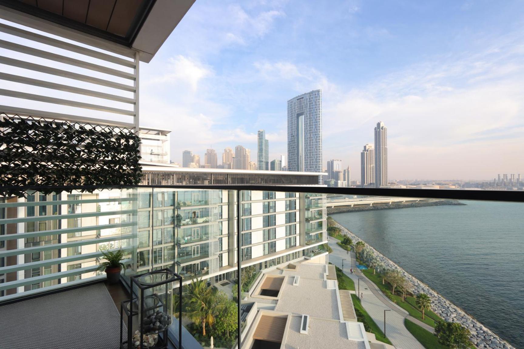 Livbnb-upgraded 2br Maid's With Sea View *
