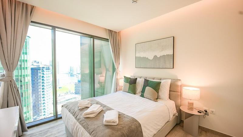 High Floor With Partial Burj Khalifa View
