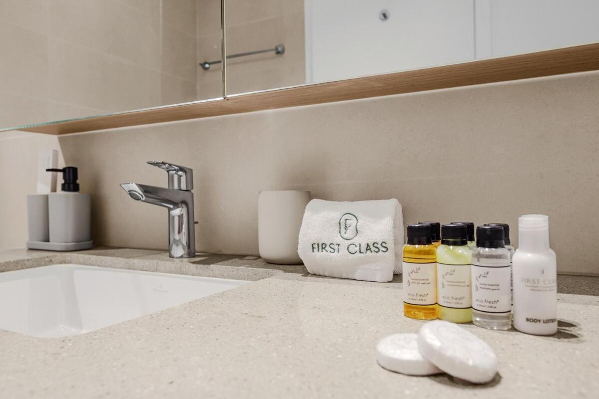 First Class 2br Design Meets Comfort Appartement Dubaï