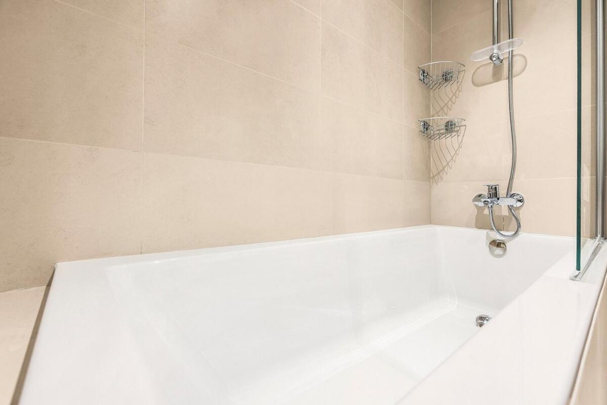 First Class 2br Design Meets Comfort Appartement *