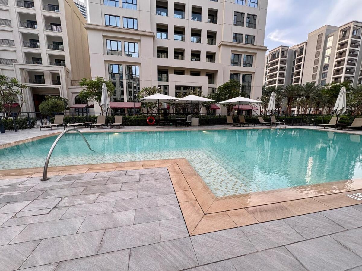 Appartement First Class 2br Design Meets Comfort Dubaï
