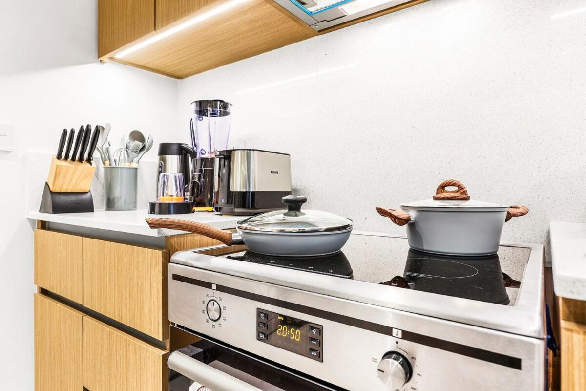 Appartement First Class 2br Design Meets Comfort Dubaï
