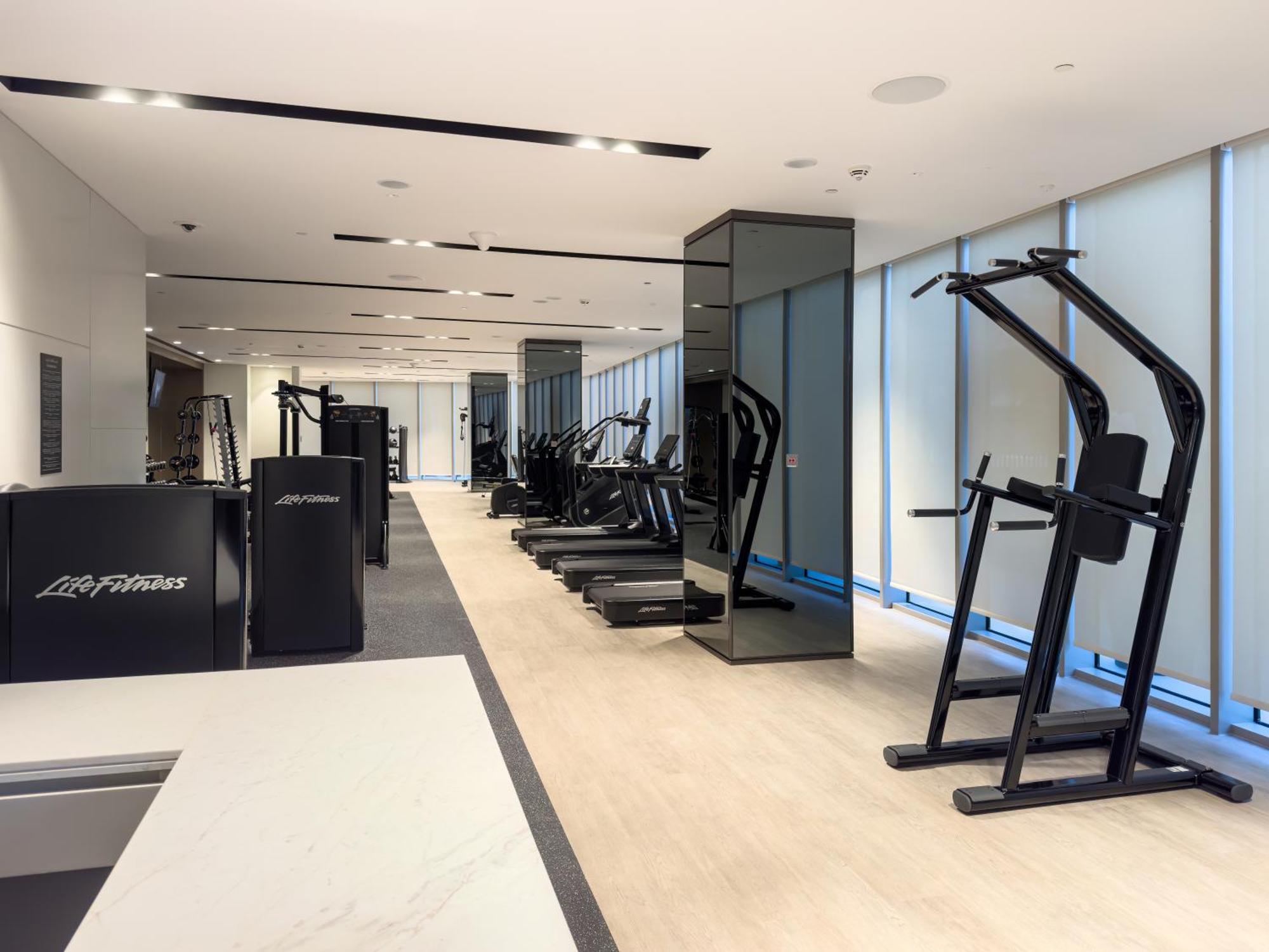 1 Bedroom High End Luxurios Building Next To Mall Appartement