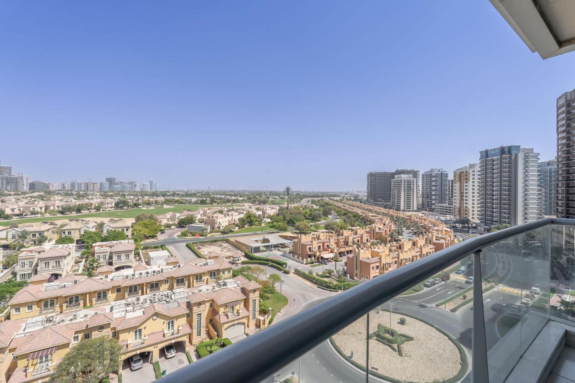 Modern 1-bed With Scenic Golf Course View Appartement