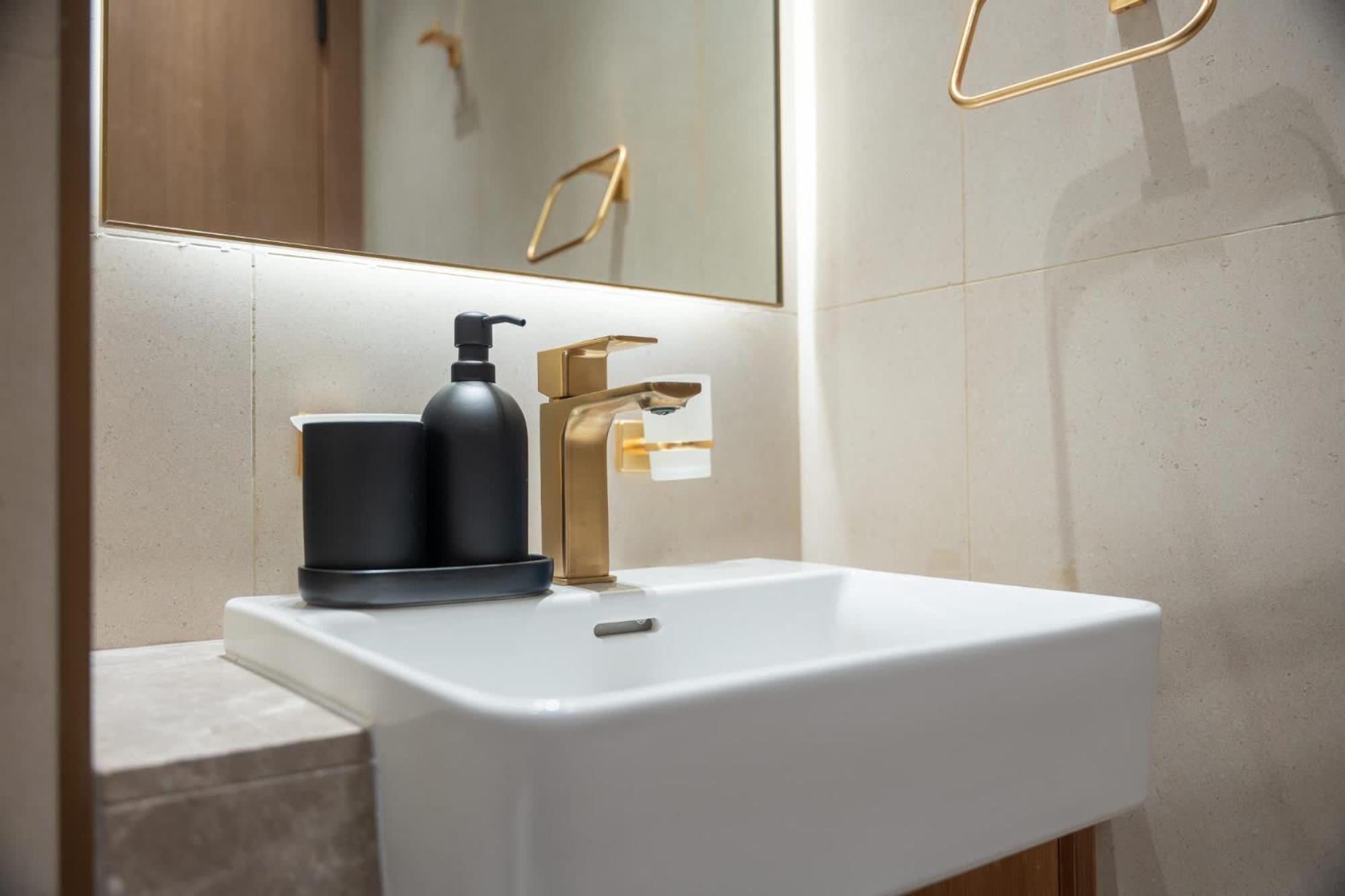 Lavish 1 Bedroom In Binghatti Gardenia That Sleeps 4 Apartment