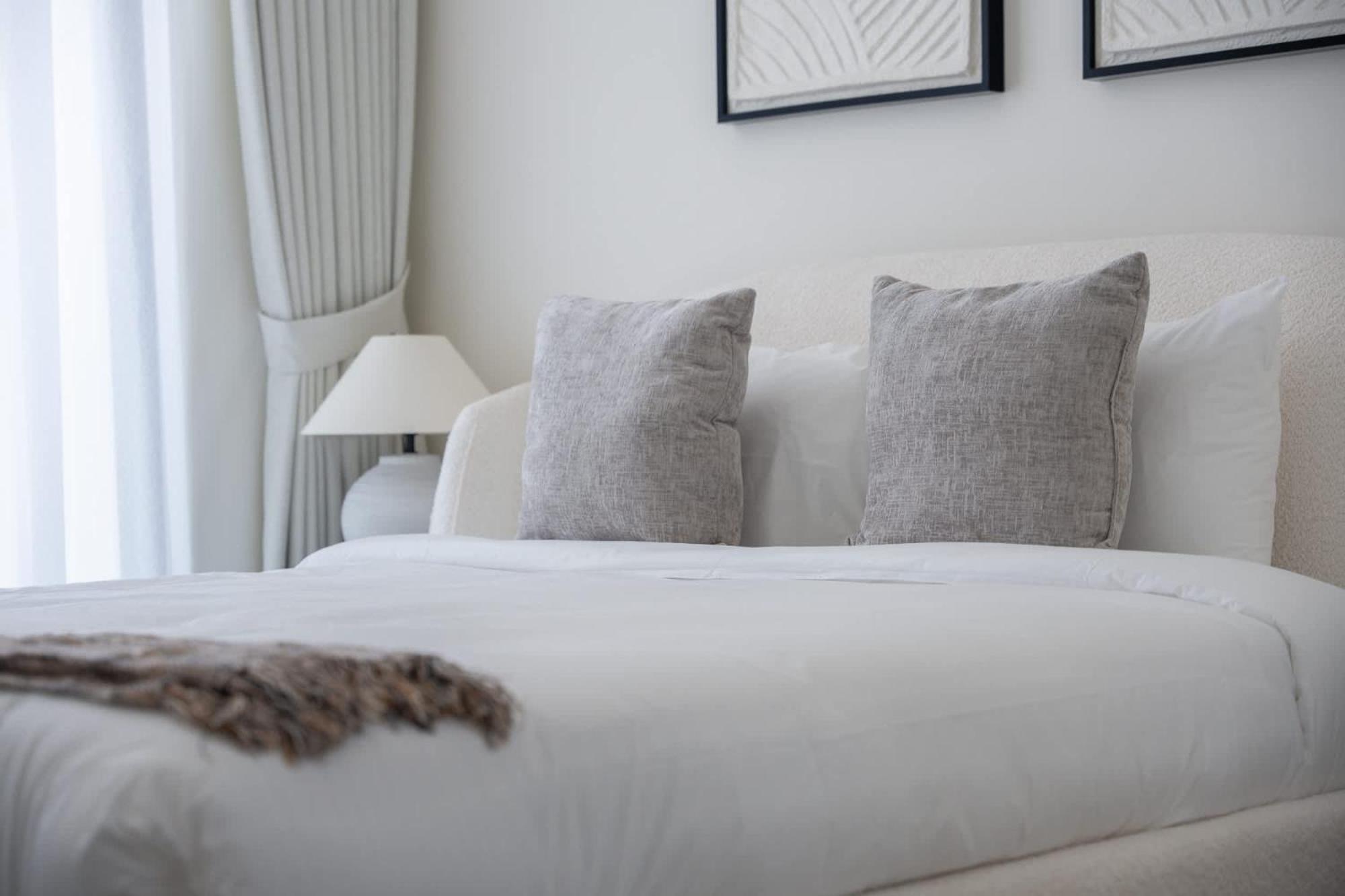 Apartment Lavish 1 Bedroom In Binghatti Gardenia That Sleeps 4
