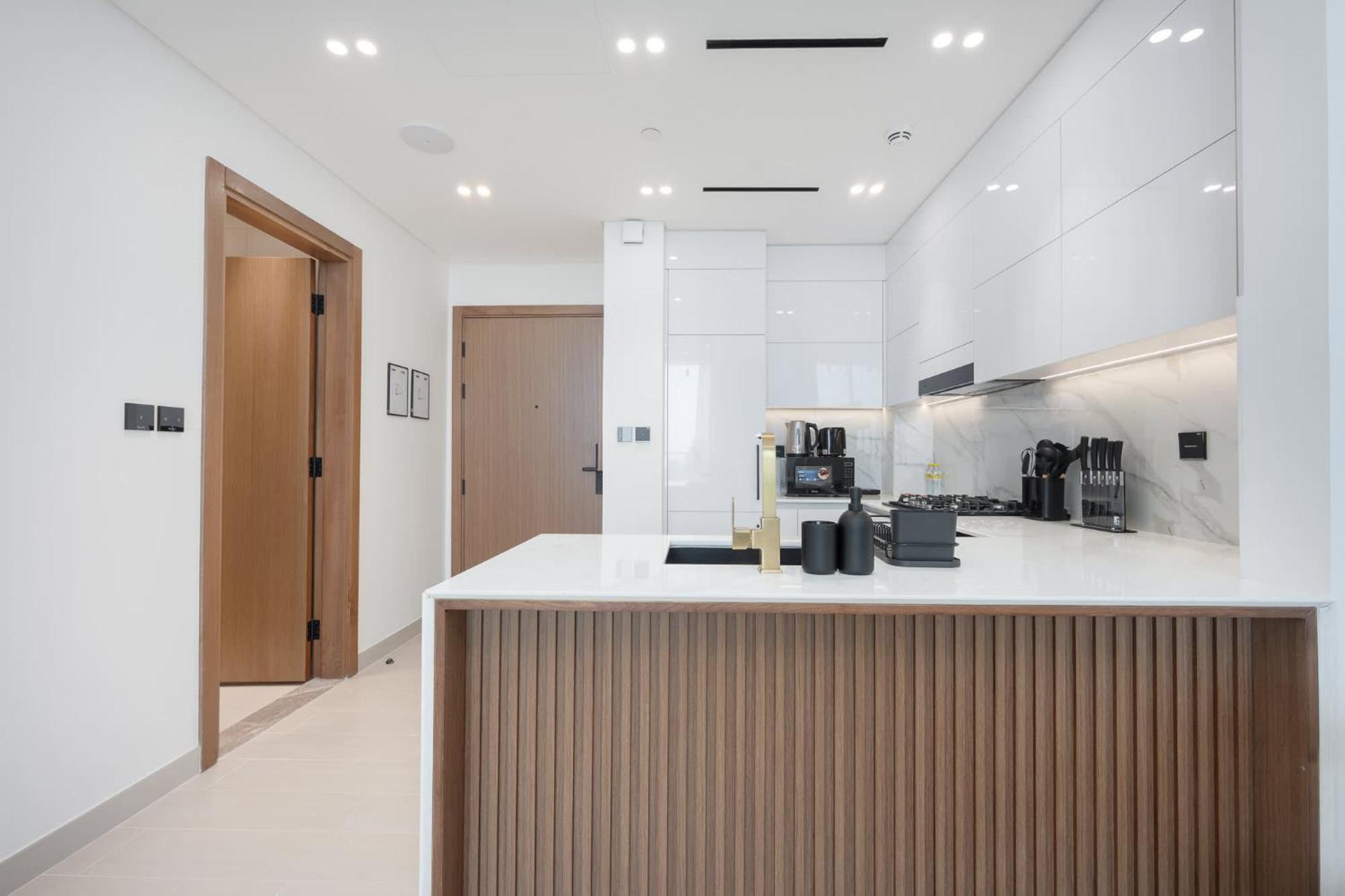 Apartment Lavish 1 Bedroom In Binghatti Gardenia That Sleeps 4 Dubai