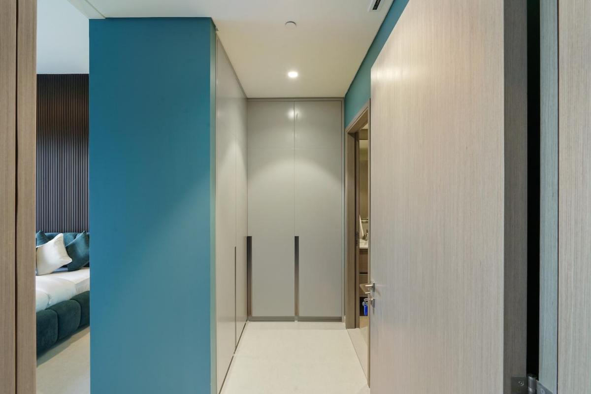 Burj Khalifa View,2 Min Walk Mall Apartment Dubai
