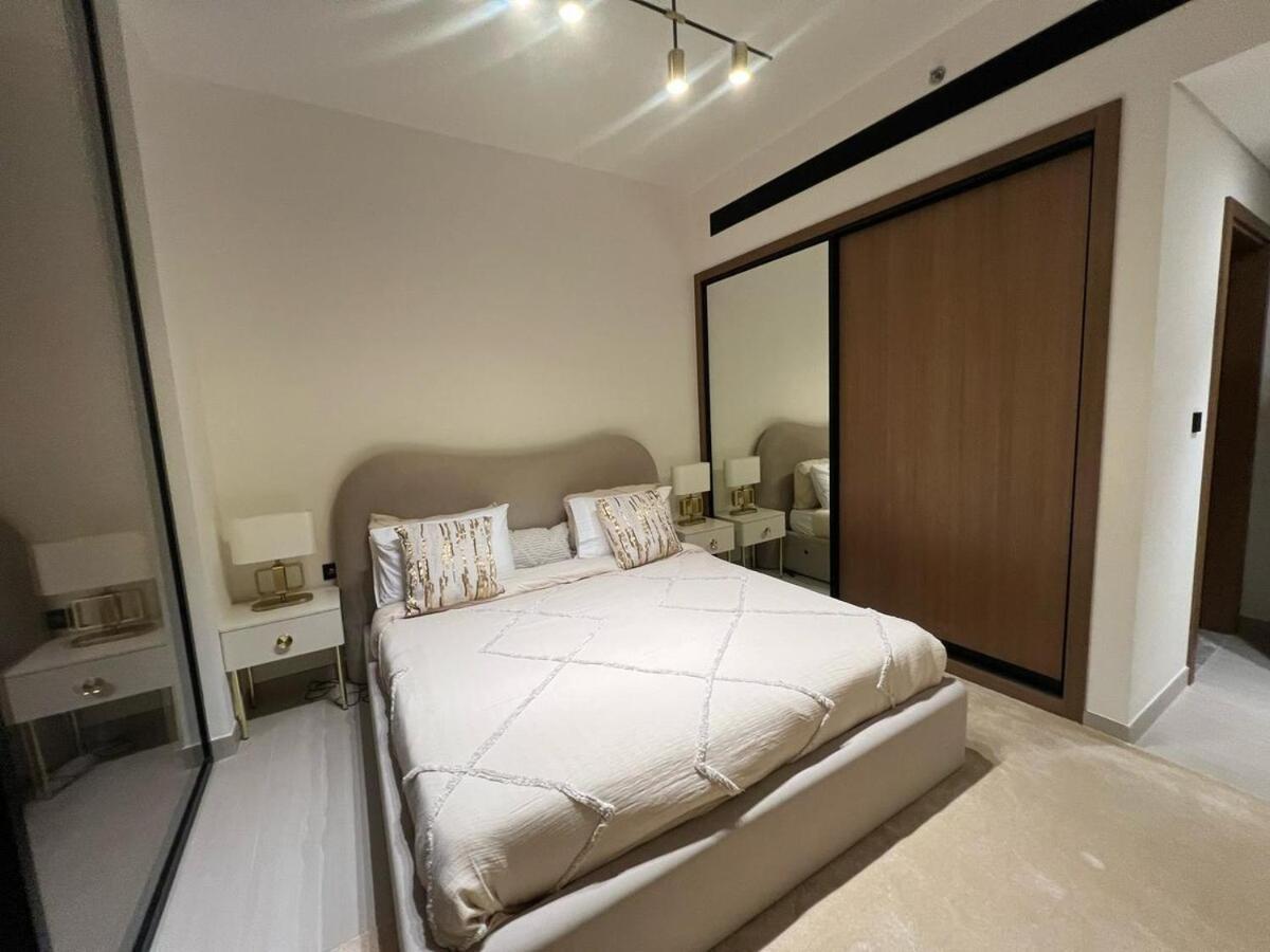1 Bedroom In Binghatti Lavender