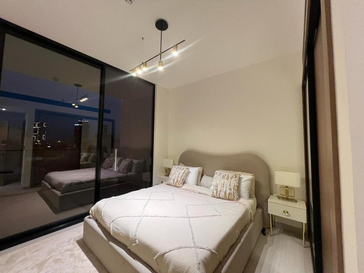 Apartamento 1 Bedroom In Binghatti Lavender *