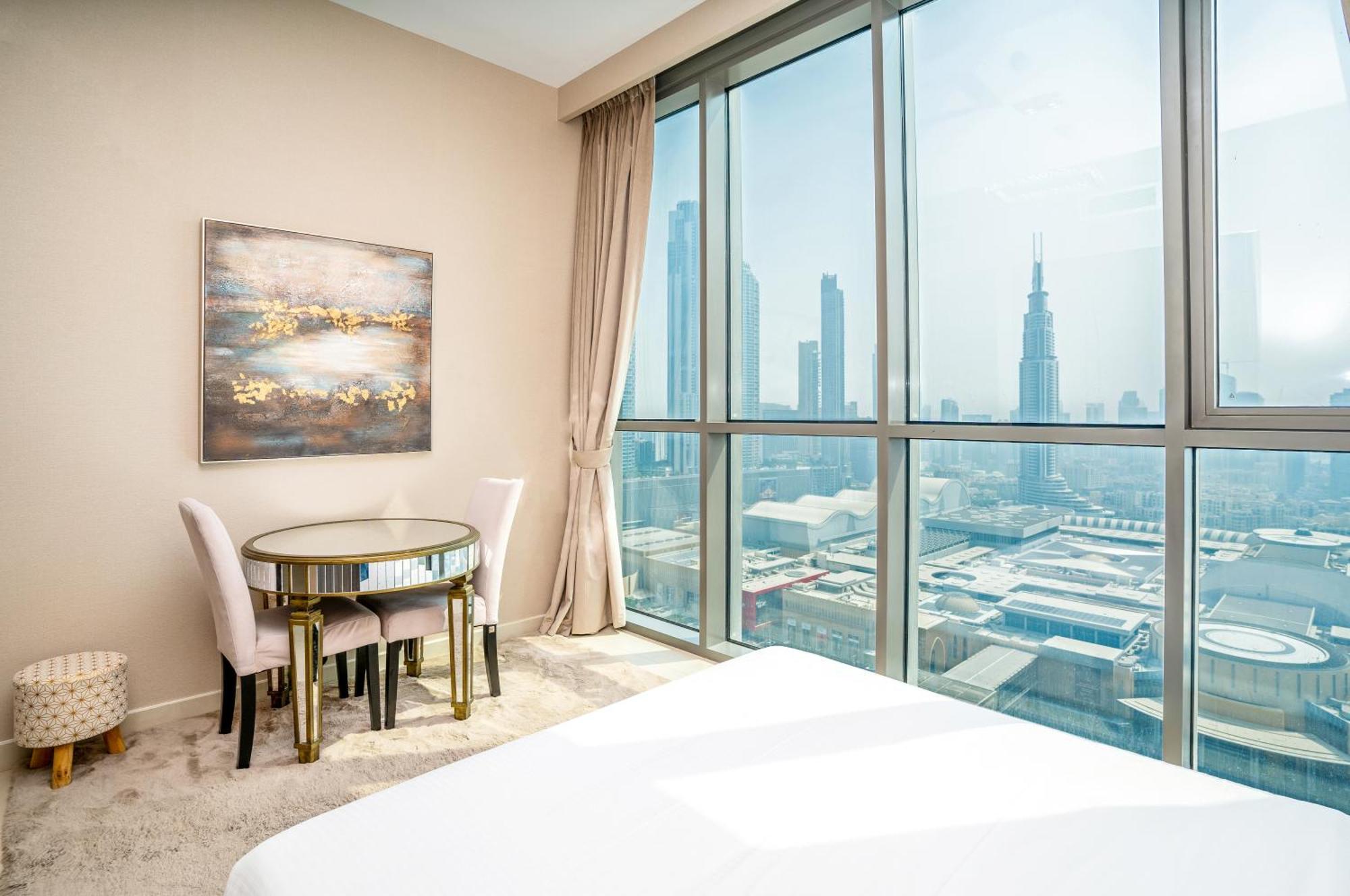 Appartement Homesgetaway-lovely 3br+maids In Downtown Views Dubaï