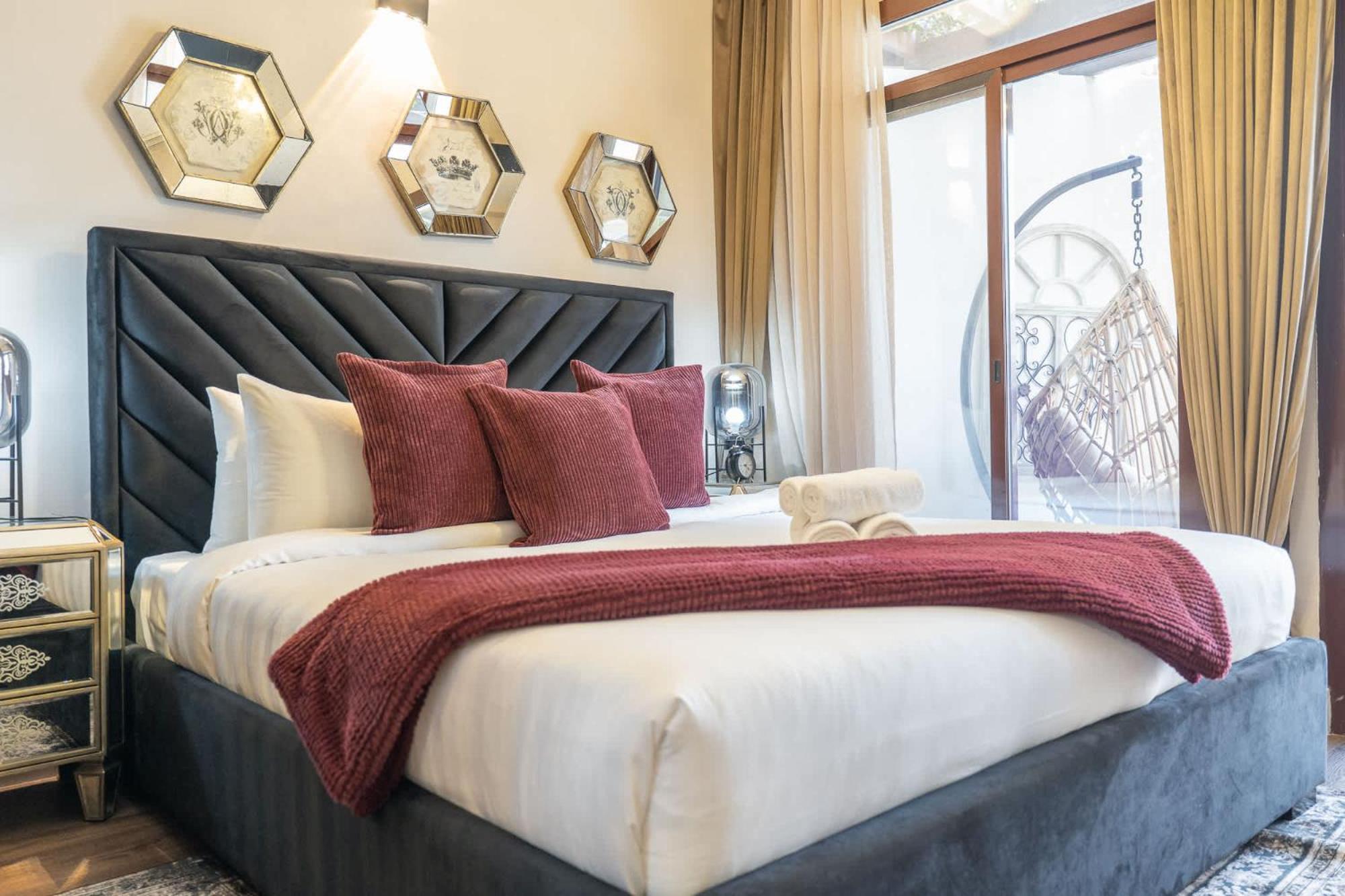 Extravagant For 2 In Jvc Appartement *