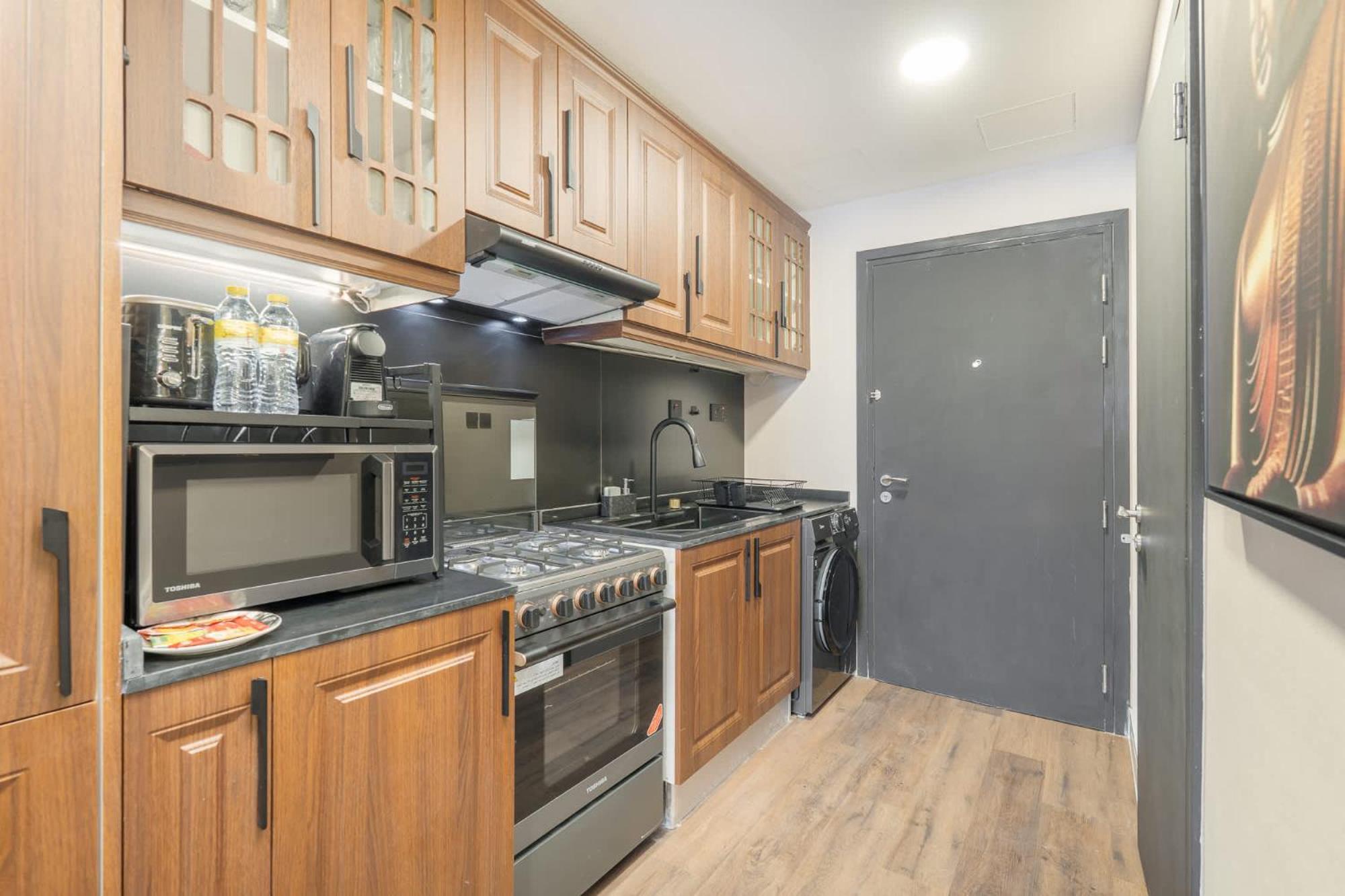 Extravagant For 2 In Jvc Appartement