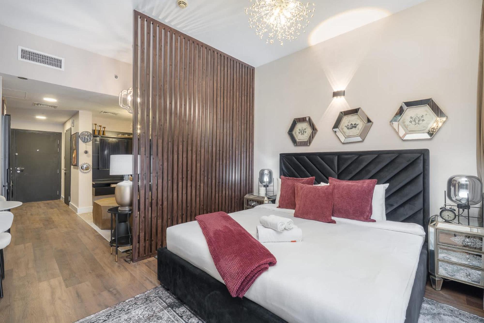 Extravagant For 2 In Jvc Appartement