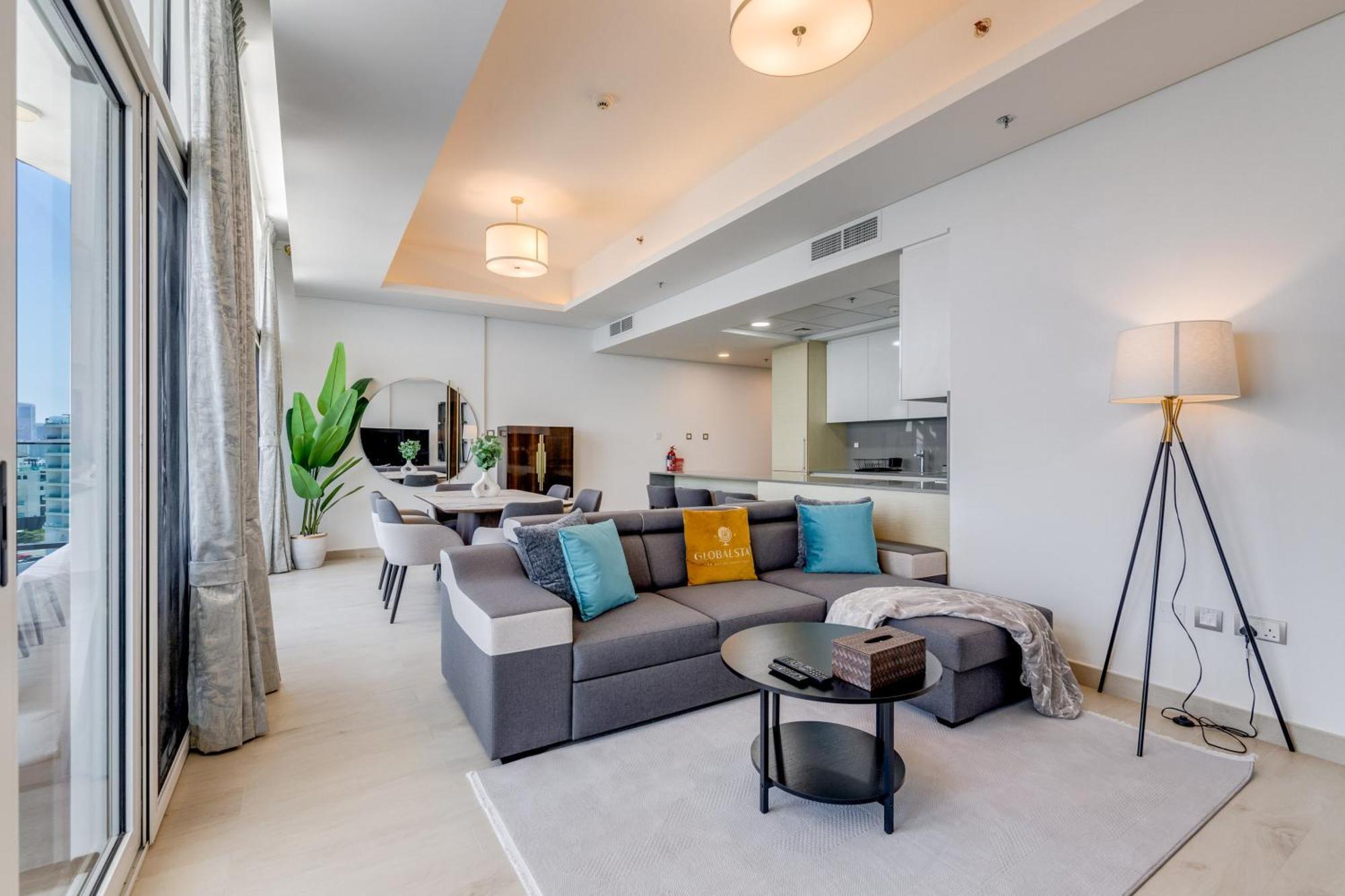 Luxury Azizi Mina Beachfront Apartamento *