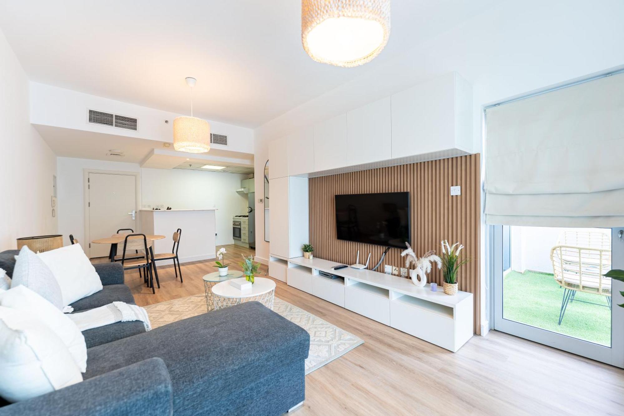 1br In Marina With Private Terrace & Pool * Dubái