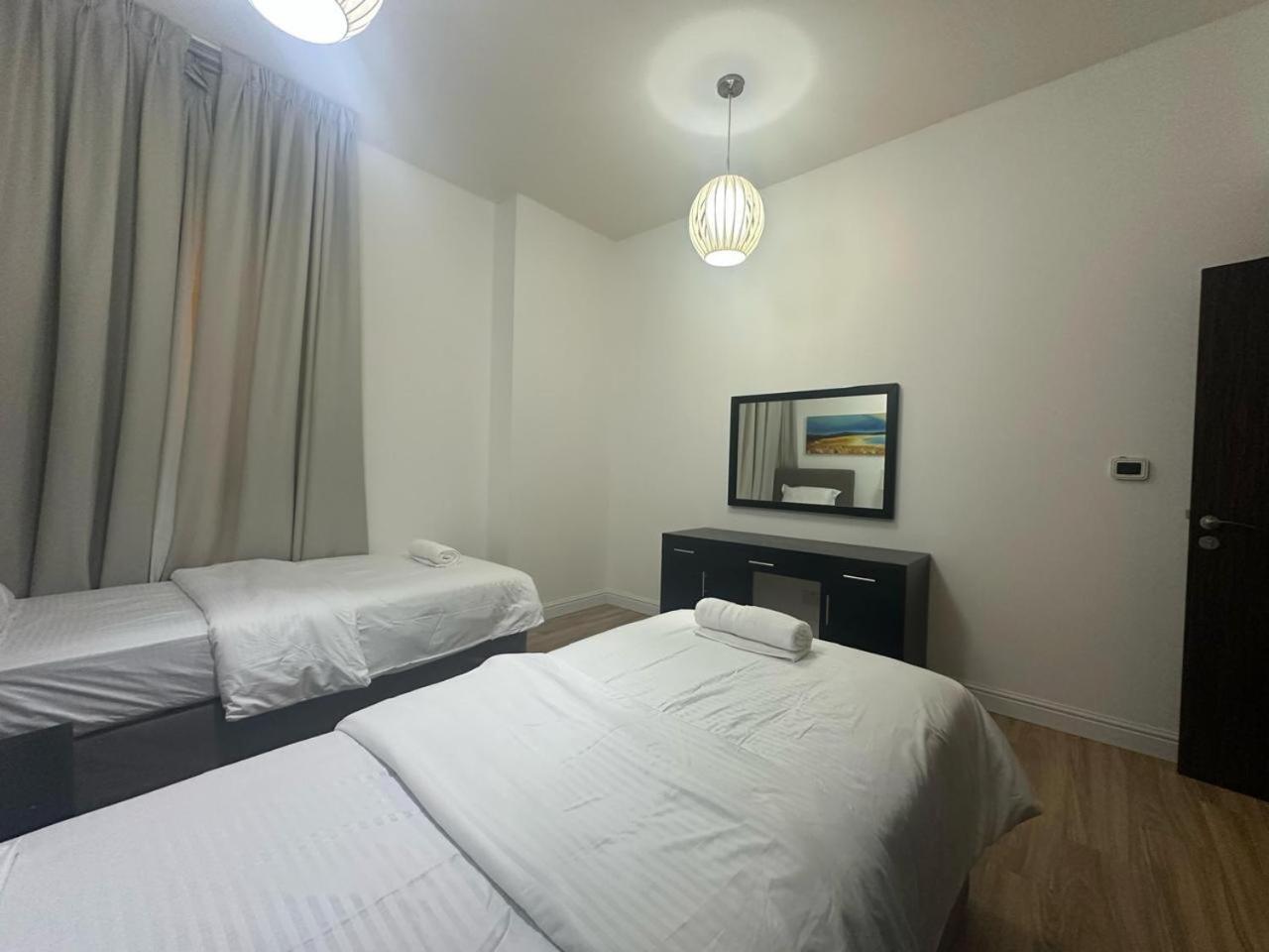 3-bedroom In Jbr, Shams 1 *