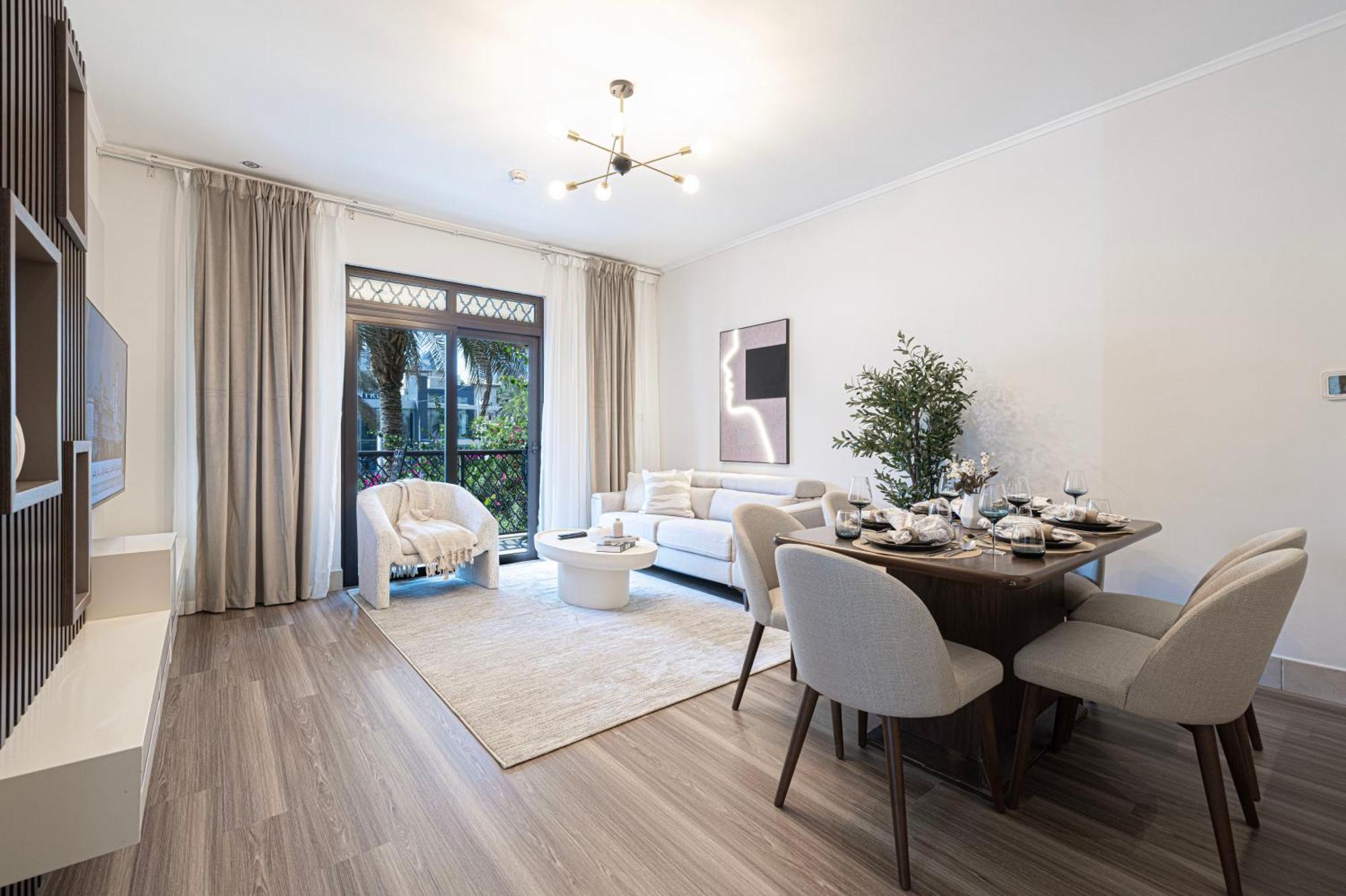 Luxury 2br In Downtown Burj Khalifa View Walk To Mall By Aya Boutique Dubai