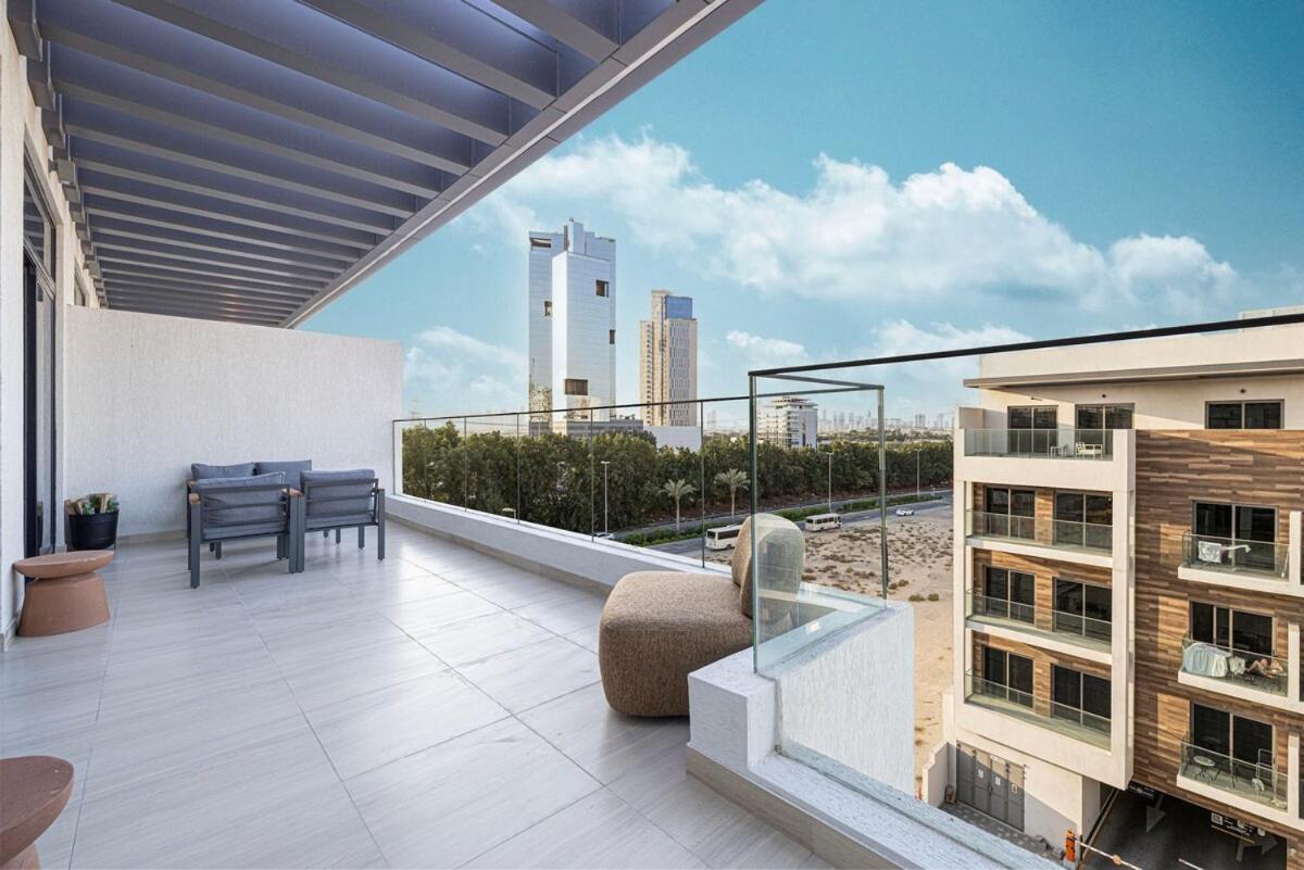 Crowned Luxe 2bed Jvc * Dubaï