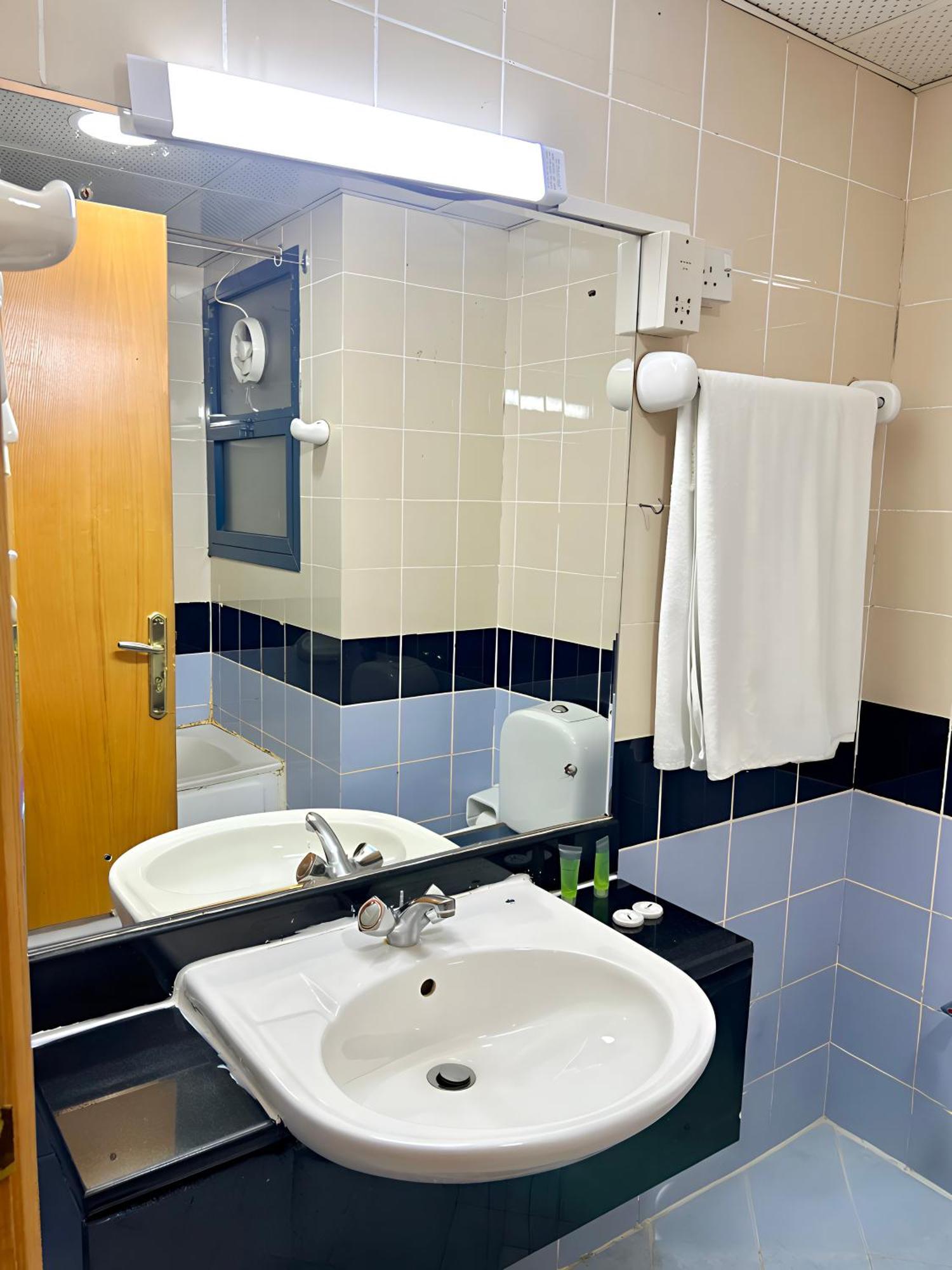 Hotel Belvilla Luxury San Marino Near Deira Clock Tower Dubái