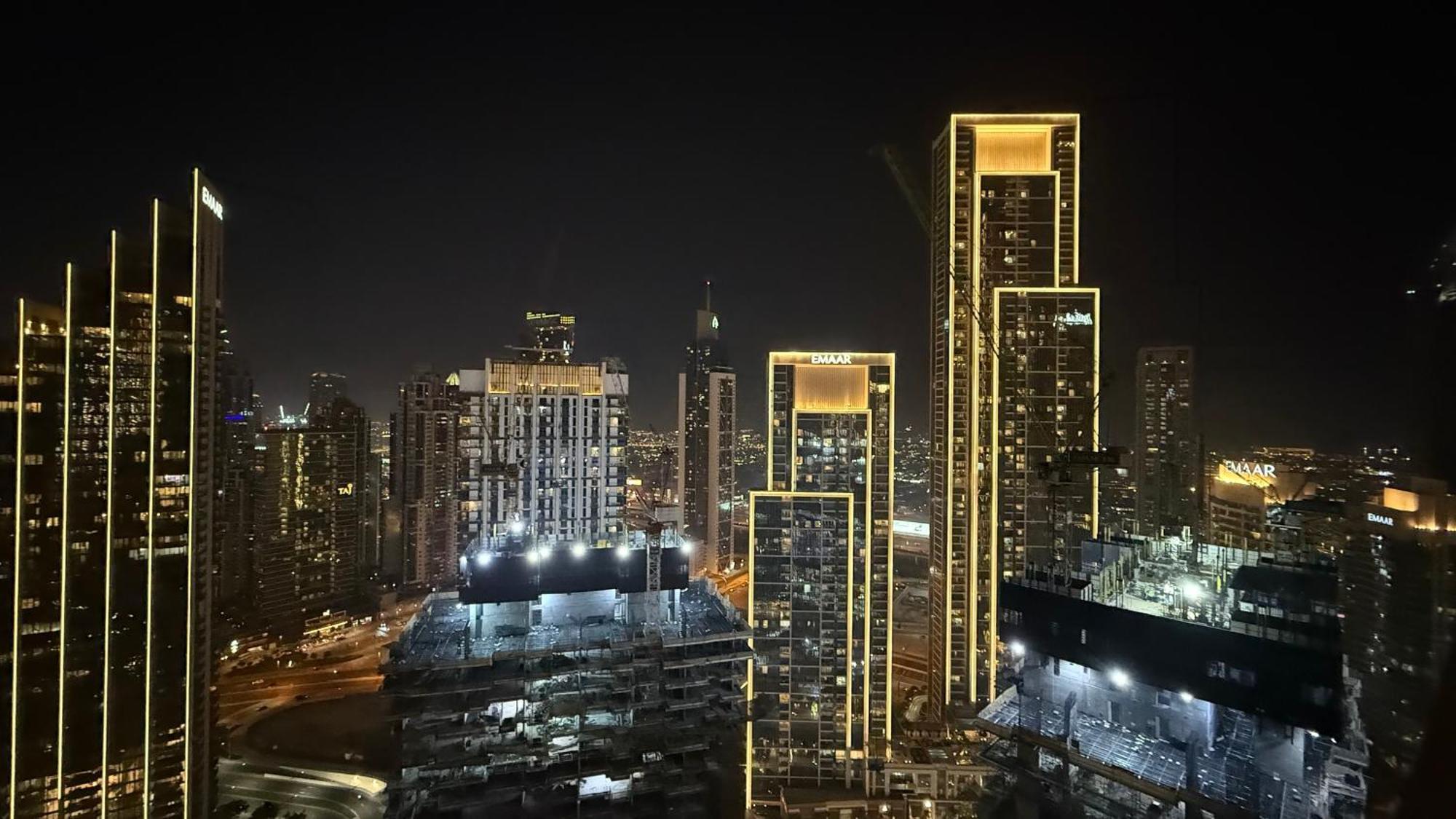 Modern 1br - Jvc - Wifi - Pool - Gym Dubai