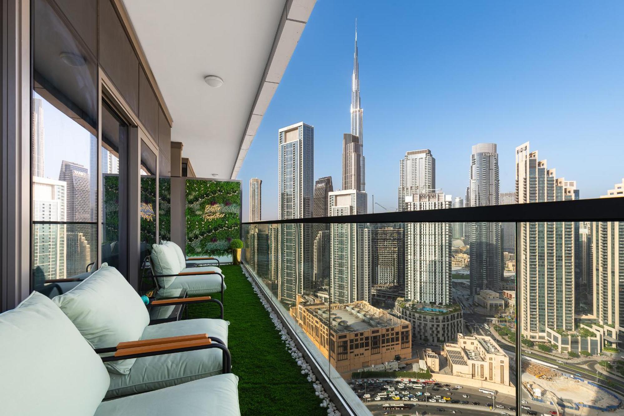 Full Burj Khalifa View Lux 2bedroom With Rooftop Pool Location In Paramount Midtown Lejlighed