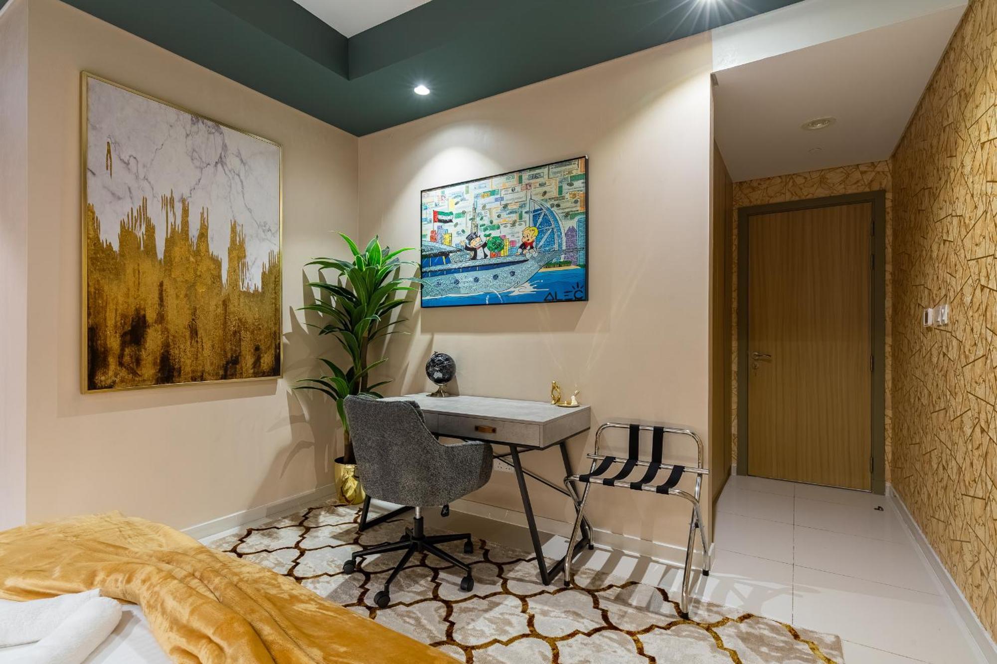 Full Burj Khalifa View Lux 2bedroom With Rooftop Pool Location In Paramount Midtown *