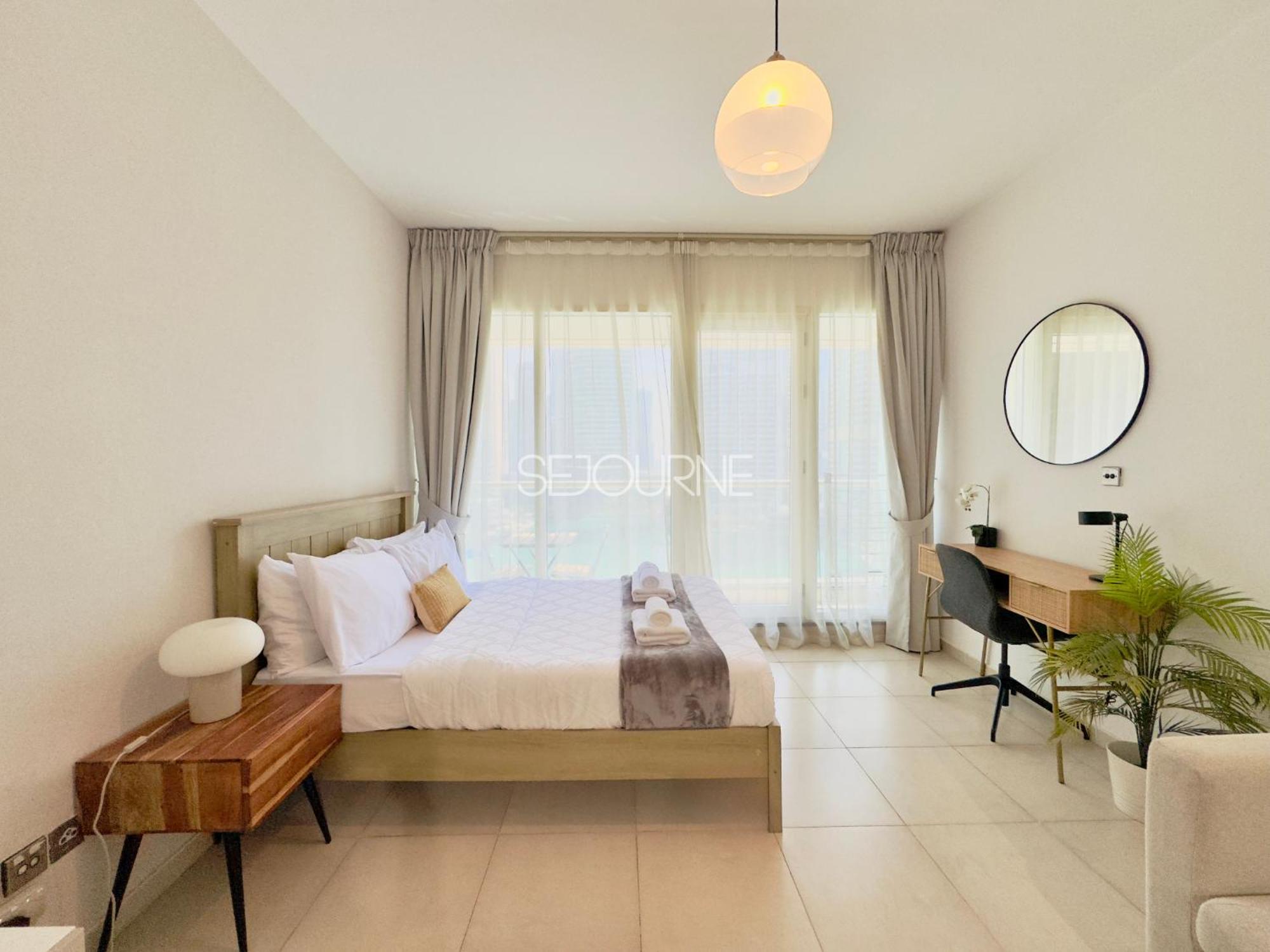 Apartment Da86 - Well Design In Arch Tower
