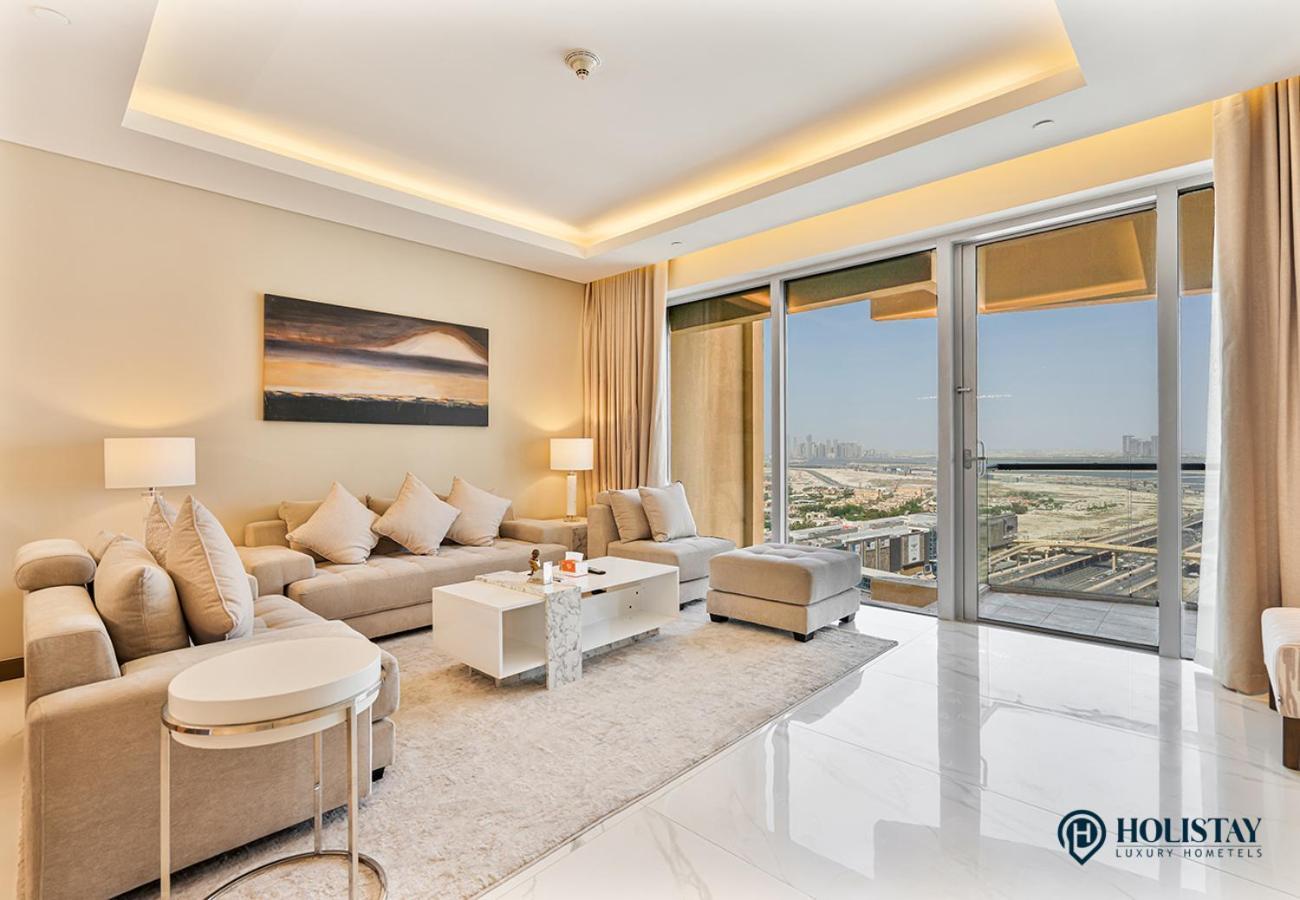 Holistay Luxury Homes - Burj Khalifa View - Direct Access Mall Apartment Dubai