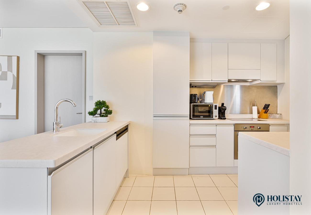 Holistay Luxury Homes - Burj Khalifa View - Direct Access Mall