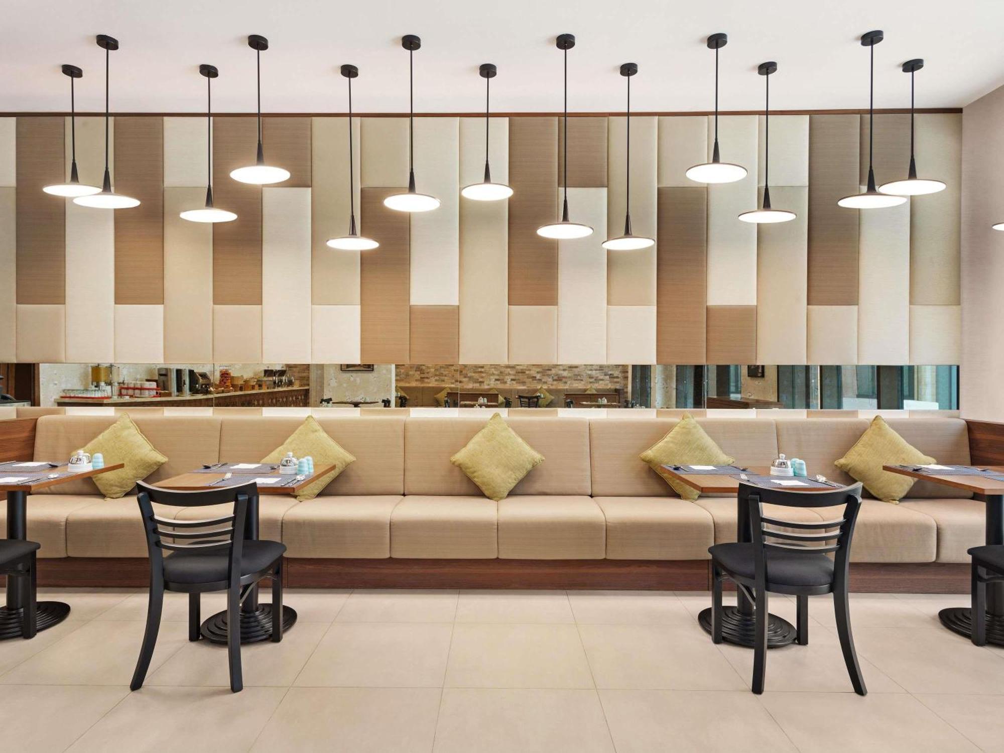 Ibis Styles Gold District Dubai