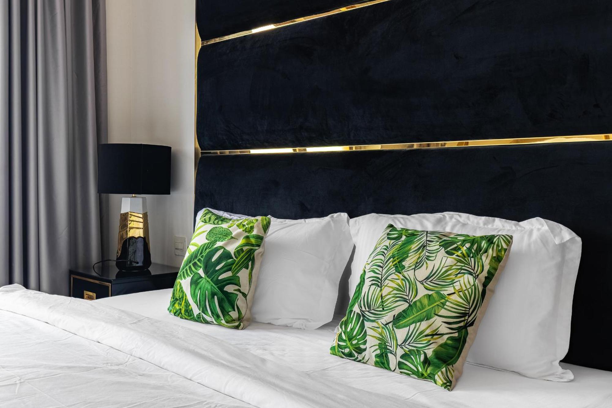 Amazing Beachfront Near Atlantis Waterpark By Simply Comfort Sarai Palm Jumeirah Appartement *