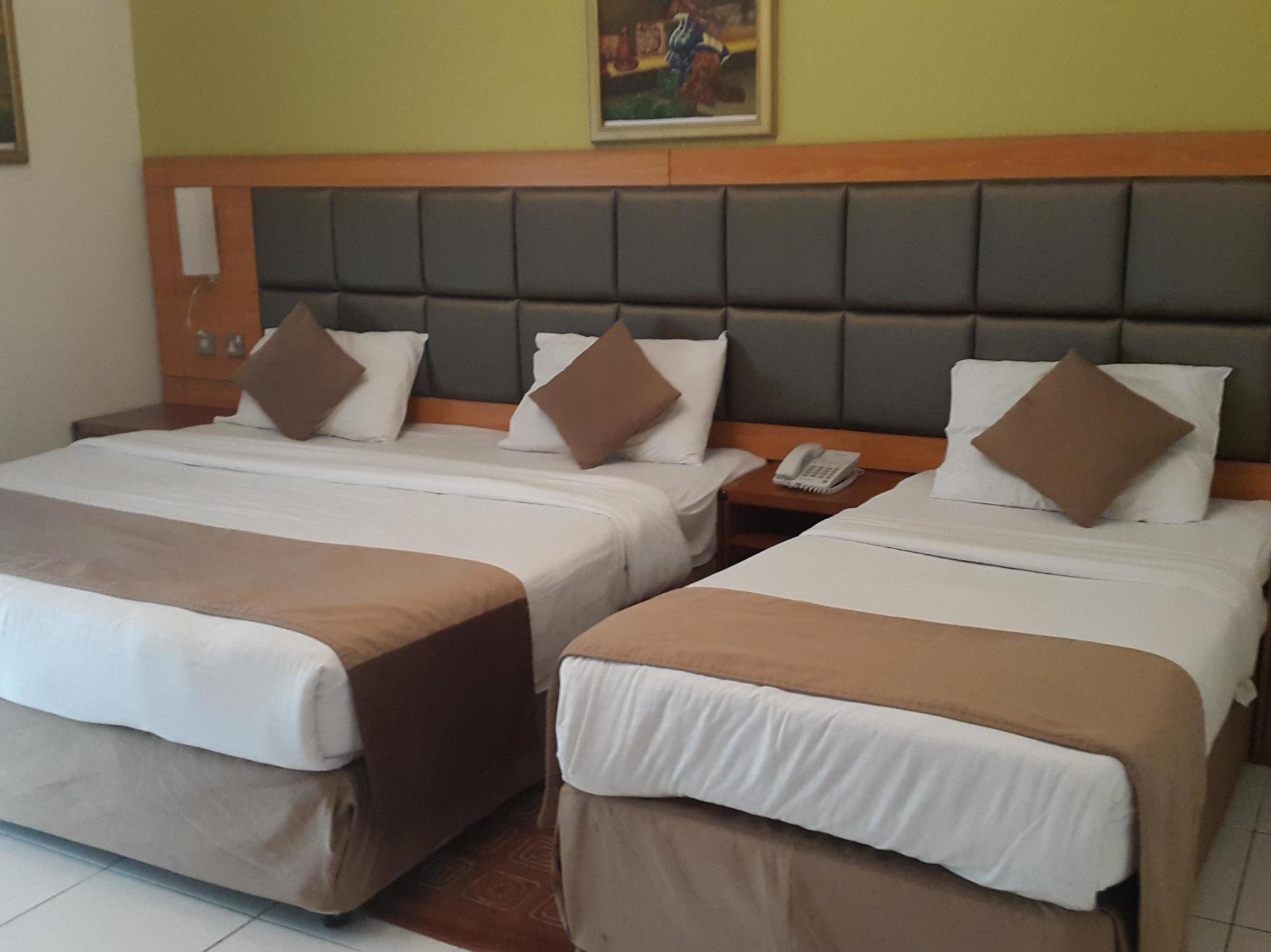 Apart-hotel Oyo 123 Royal 2*