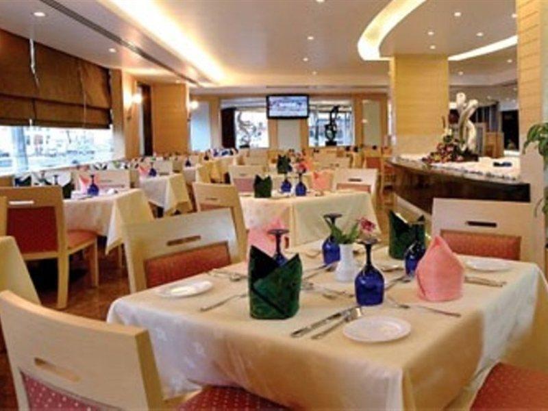 Hotel Landmark Riqqa Dubái