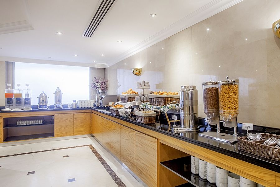 Hotel Golden Sands 10