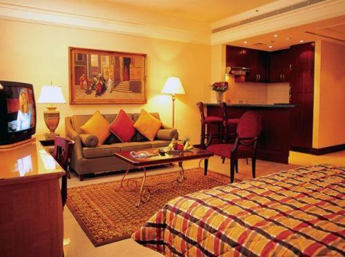 Al Sondos Suites By Le Meridien Hotel