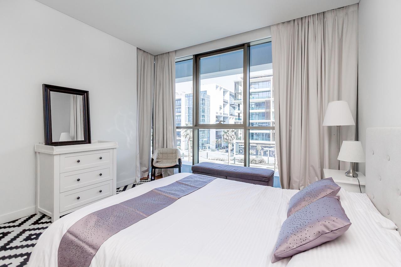 Dhh - 3 Beds 2nd Floor City Walk Building 10 Apartment *